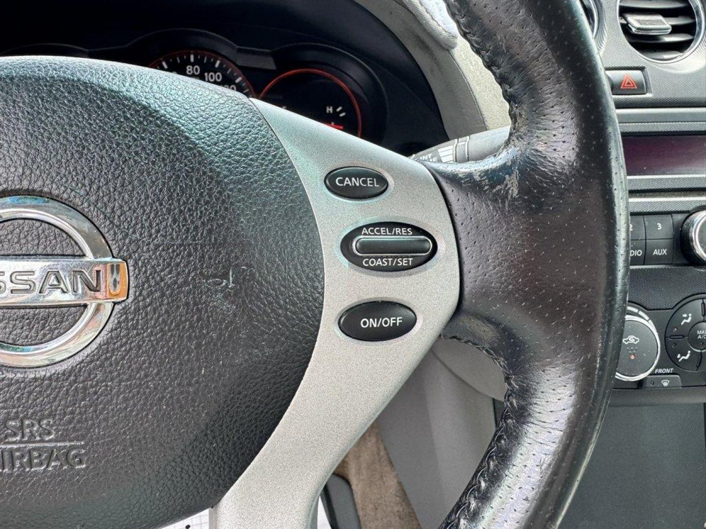 2008 Silver /Grey Nissan Altima (1N4AL21E08N) with an 2.5l I-4 MPI Dohc 2.5l engine, Automatic transmission, located at 745 East Steele Rd., West Columbia, SC, 29170, (803) 755-9148, 33.927212, -81.148483 - Special Internet Price! 2008 Nissan Altima - Photo#9