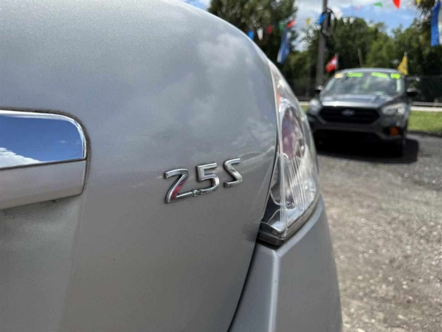 2008 Silver /Grey Nissan Altima (1N4AL21E08N) with an 2.5l I-4 MPI Dohc 2.5l engine, Automatic transmission, located at 745 East Steele Rd., West Columbia, SC, 29170, (803) 755-9148, 33.927212, -81.148483 - Special Internet Price! 2008 Nissan Altima - Photo#27