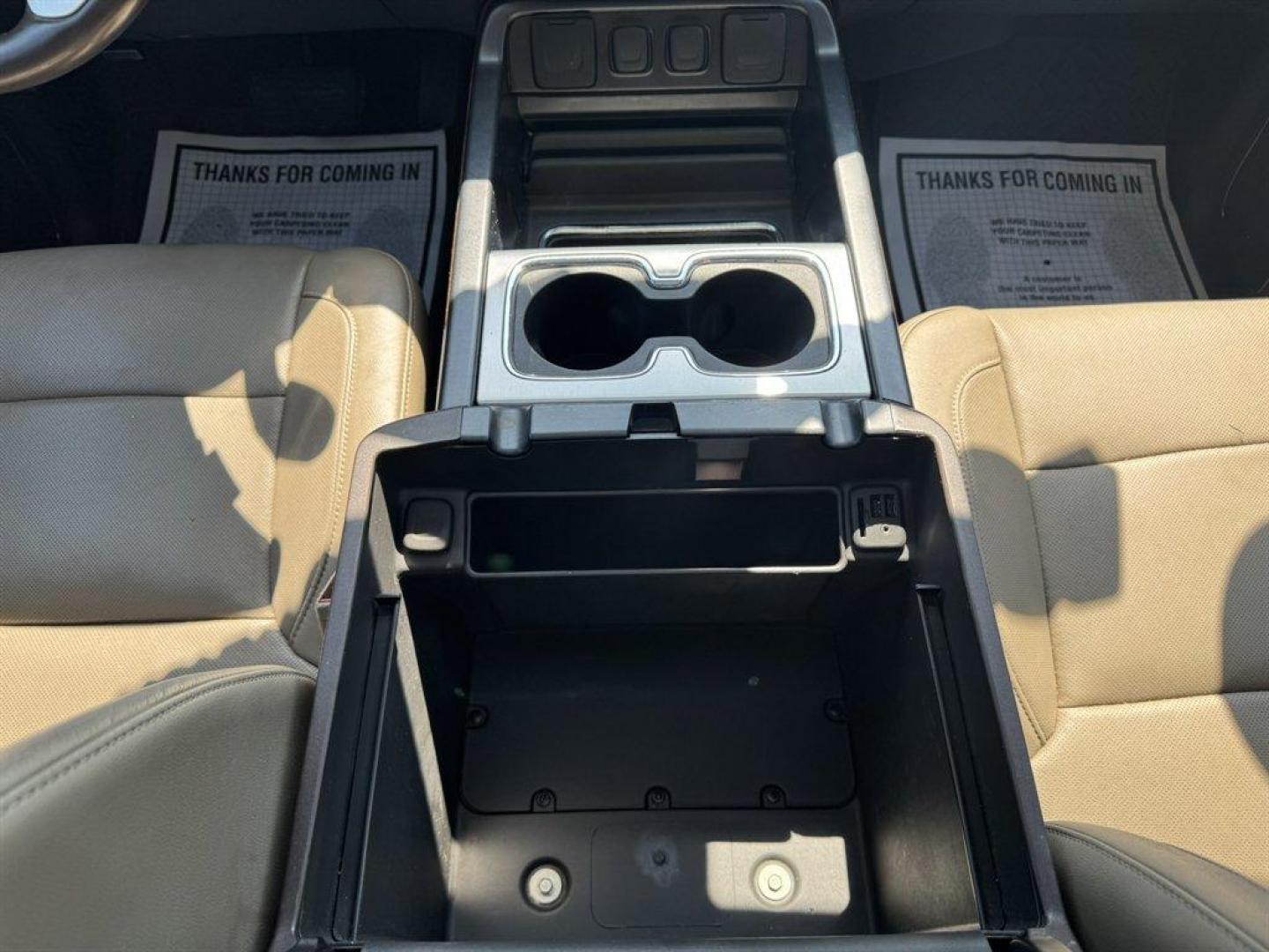 2014 White /Black GMC Sierra 1500 (3GTU2VEC0EG) with an 5.3l V8 DI VVT Flex 5.3l engine, Automatic transmission, located at 745 East Steele Rd., West Columbia, SC, 29170, (803) 755-9148, 33.927212, -81.148483 - Special Internet Price! 2014 GMC Sierra 1500 with AM/FM radio, Backup camera, Navigation, Cruise control, Sunroof, Leather interior, Heated front seats, Powered front seats, Powered windows, Powered door locks, Plus more! - Photo#17