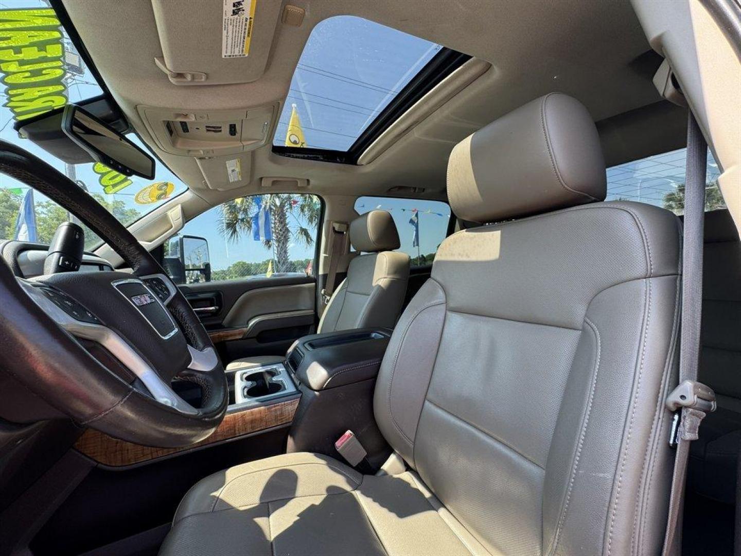 2014 White /Black GMC Sierra 1500 (3GTU2VEC0EG) with an 5.3l V8 DI VVT Flex 5.3l engine, Automatic transmission, located at 745 East Steele Rd., West Columbia, SC, 29170, (803) 755-9148, 33.927212, -81.148483 - Special Internet Price! 2014 GMC Sierra 1500 with AM/FM radio, Backup camera, Navigation, Cruise control, Sunroof, Leather interior, Heated front seats, Powered front seats, Powered windows, Powered door locks, Plus more! - Photo#23