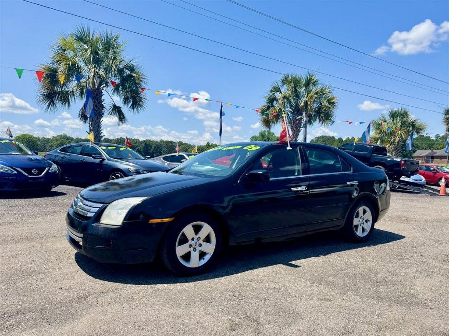 2009 Black /Black Ford Fusion (3FAHP08119R) with an 3.0l V6 EFI 3.0l engine, Automatic transmission, located at 745 East Steele Rd., West Columbia, SC, 29170, (803) 755-9148, 33.927212, -81.148483 - Special Internet Price! 2009 Ford Fusion with AM/FM radio, Cruise control, Sunroof, Leather interior, Powered windows, Powered door locks, Plus more! - Photo#0