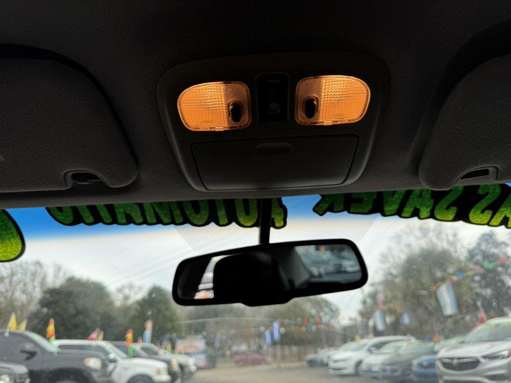 2009 Black /Black Ford Fusion (3FAHP08119R) with an 3.0l V6 EFI 3.0l engine, Automatic transmission, located at 745 East Steele Rd., West Columbia, SC, 29170, (803) 755-9148, 33.927212, -81.148483 - Photo#13