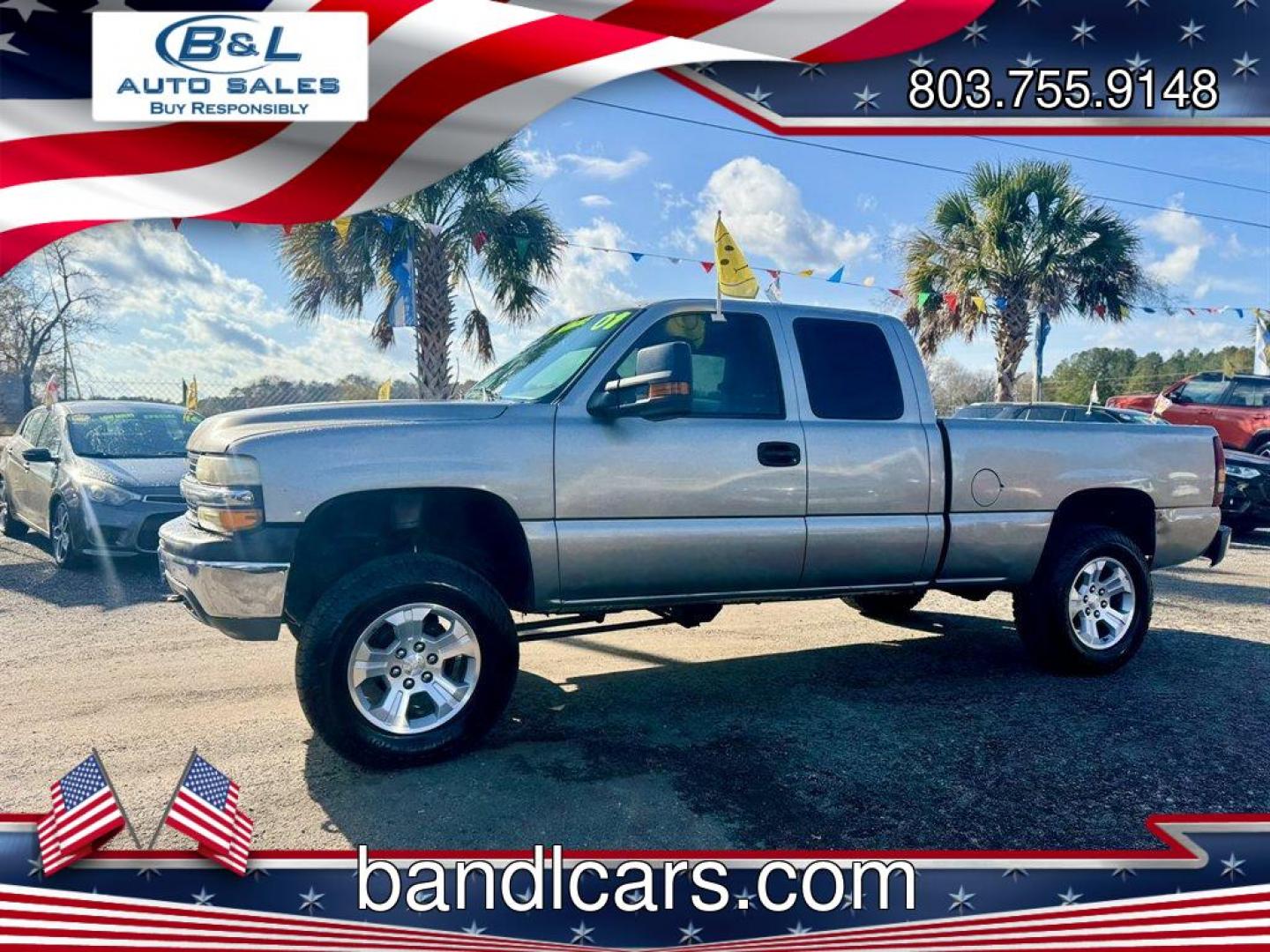 2001 Gold /Grey Chevrolet Silverado 1500 (1GCEK19T01E) with an 5.3l V8 SFI 5.3l engine, Automatic transmission, located at 745 East Steele Rd., West Columbia, SC, 29170, (803) 755-9148, 33.927212, -81.148483 - Photo#0