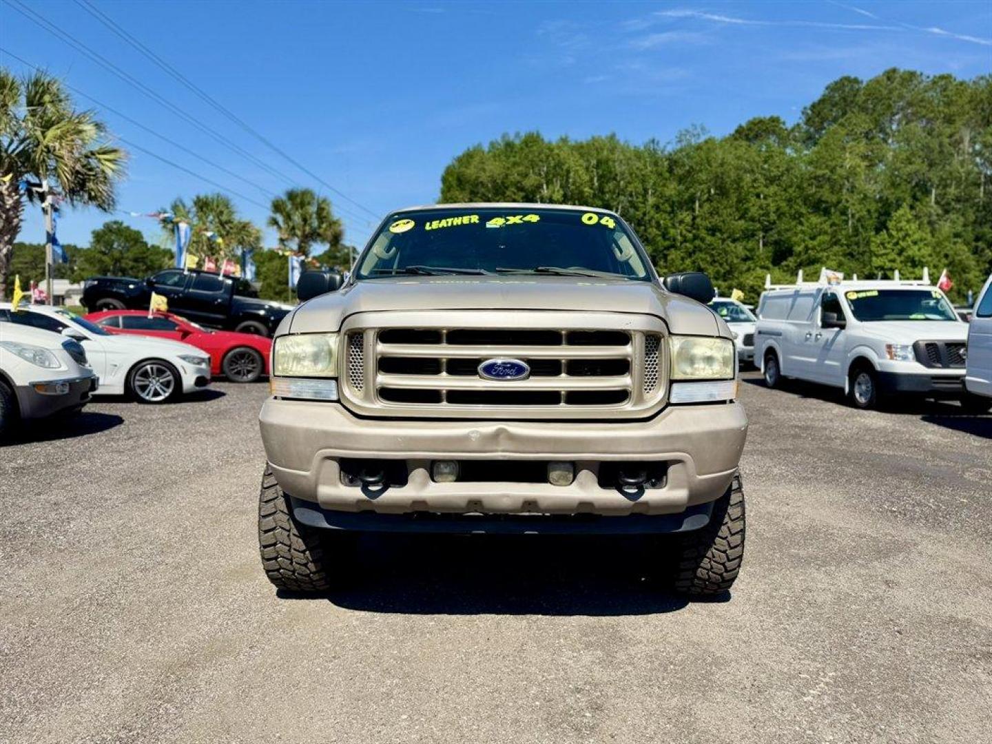 2004 Gold /Tan Ford Excursion (1FMNU43S54E) with an 6.8l V10 EFI Sohc 6.8l engine, Automatic transmission, located at 745 East Steele Rd., West Columbia, SC, 29170, (803) 755-9148, 33.927212, -81.148483 - Special Internet Price! 2004 Ford Excursion - Photo#1