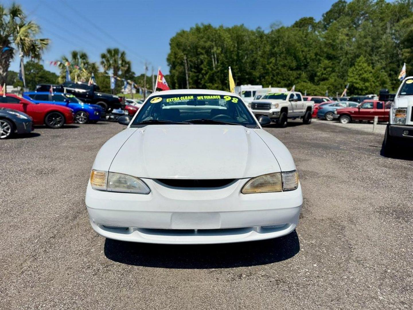 1998 White /Grey Ford Mustang (1FAFP404AWF) with an 3.8l V6 SFI 3.8l engine, Manual transmission, located at 745 East Steele Rd., West Columbia, SC, 29170, (803) 755-9148, 33.927212, -81.148483 - Special Internet Price! 1998 Ford Mustang - Photo#1