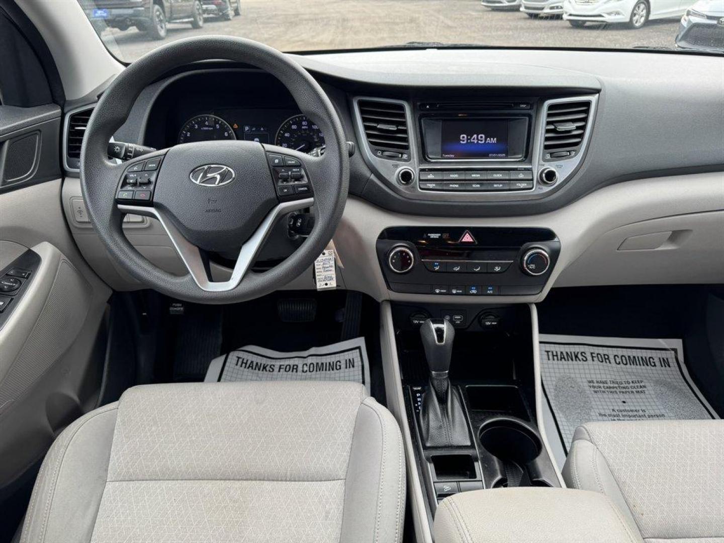 2017 Black /Grey Hyundai Tucson (KM8J23A41HU) with an 2.0l I-4 DI Dohc Cvvt 2.0 engine, Automatic transmission, located at 745 East Steele Rd., West Columbia, SC, 29170, (803) 755-9148, 33.927212, -81.148483 - Special Internet Price! 2017 Hyundai Tucson with AM/FM radio, Bluetooth, Backup camera, Cruise control, Cloth interior, Powered windows, Powered door locks, Plus more! - Photo#5