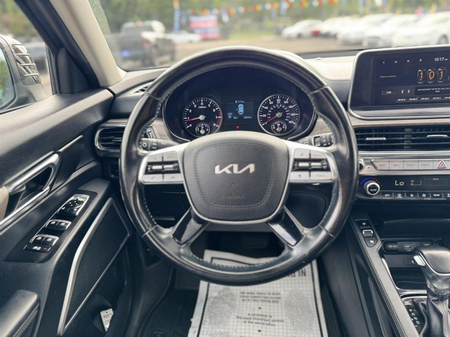 2022 Black /Black Kia Telluride (5XYP34HC6NG) with an 3.8l V6 DI Dohc 3.8l engine, Automatic transmission, located at 745 East Steele Rd., West Columbia, SC, 29170, (803) 755-9148, 33.927212, -81.148483 - Special Intrenet Price! 2022 Kia Telluride with AM/FM raido, Bluetooth, Backup camera, Navigation, Sunroof, Leather interior, 3rd row seating, Powered liftgate, Powered windows, Powered door locks, Plus more! - Photo#7
