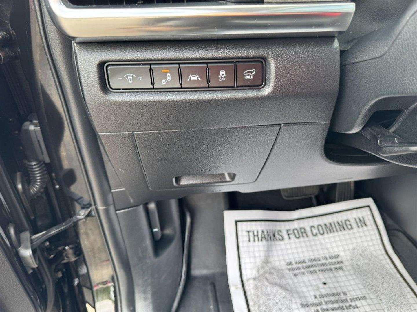 2022 Black /Black Kia Telluride (5XYP34HC6NG) with an 3.8l V6 DI Dohc 3.8l engine, Automatic transmission, located at 745 East Steele Rd., West Columbia, SC, 29170, (803) 755-9148, 33.927212, -81.148483 - Special Intrenet Price! 2022 Kia Telluride with AM/FM raido, Bluetooth, Backup camera, Navigation, Sunroof, Leather interior, 3rd row seating, Powered liftgate, Powered windows, Powered door locks, Plus more! - Photo#21