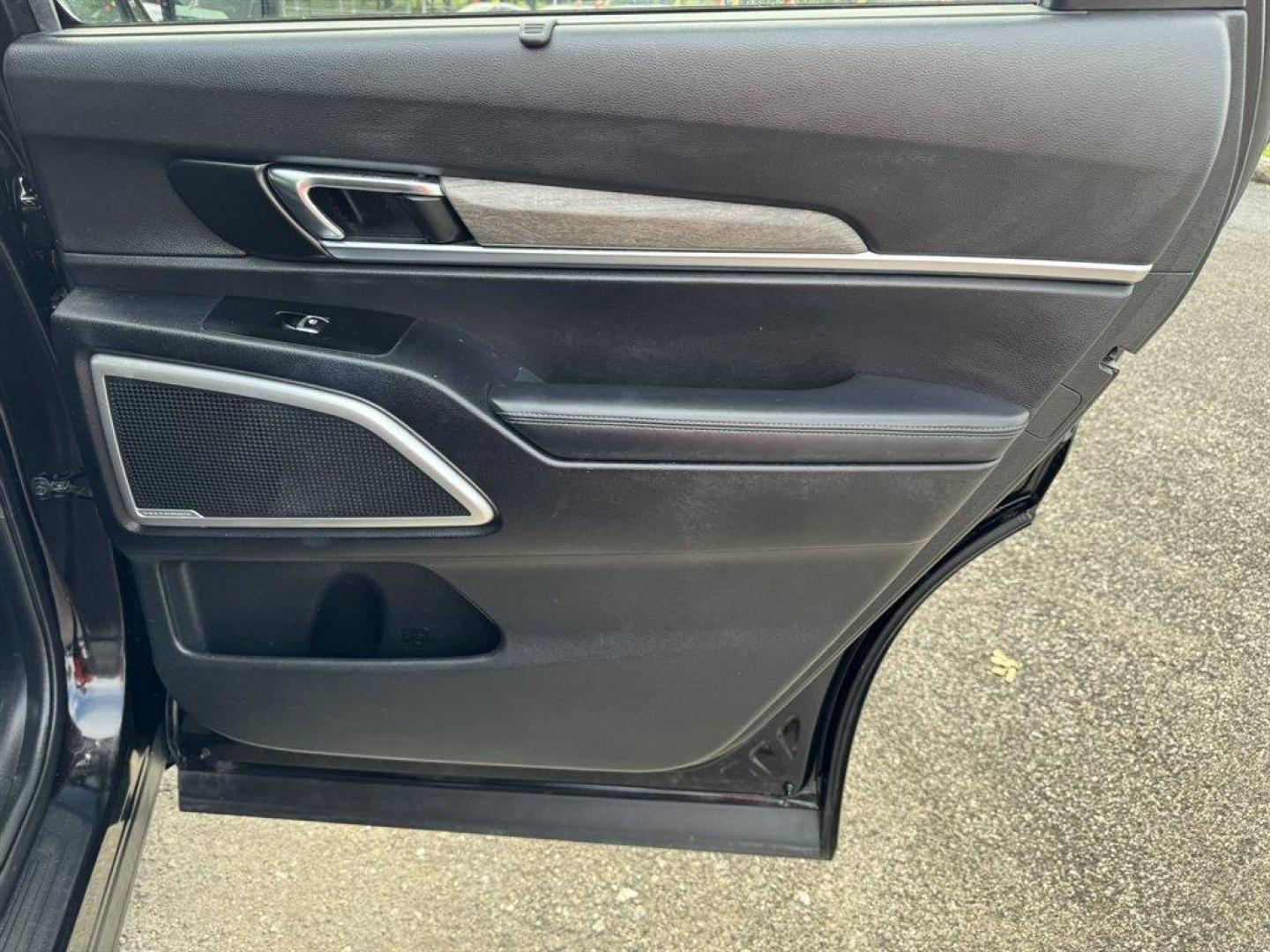 2022 Black /Black Kia Telluride (5XYP34HC6NG) with an 3.8l V6 DI Dohc 3.8l engine, Automatic transmission, located at 745 East Steele Rd., West Columbia, SC, 29170, (803) 755-9148, 33.927212, -81.148483 - Special Intrenet Price! 2022 Kia Telluride with AM/FM raido, Bluetooth, Backup camera, Navigation, Sunroof, Leather interior, 3rd row seating, Powered liftgate, Powered windows, Powered door locks, Plus more! - Photo#29