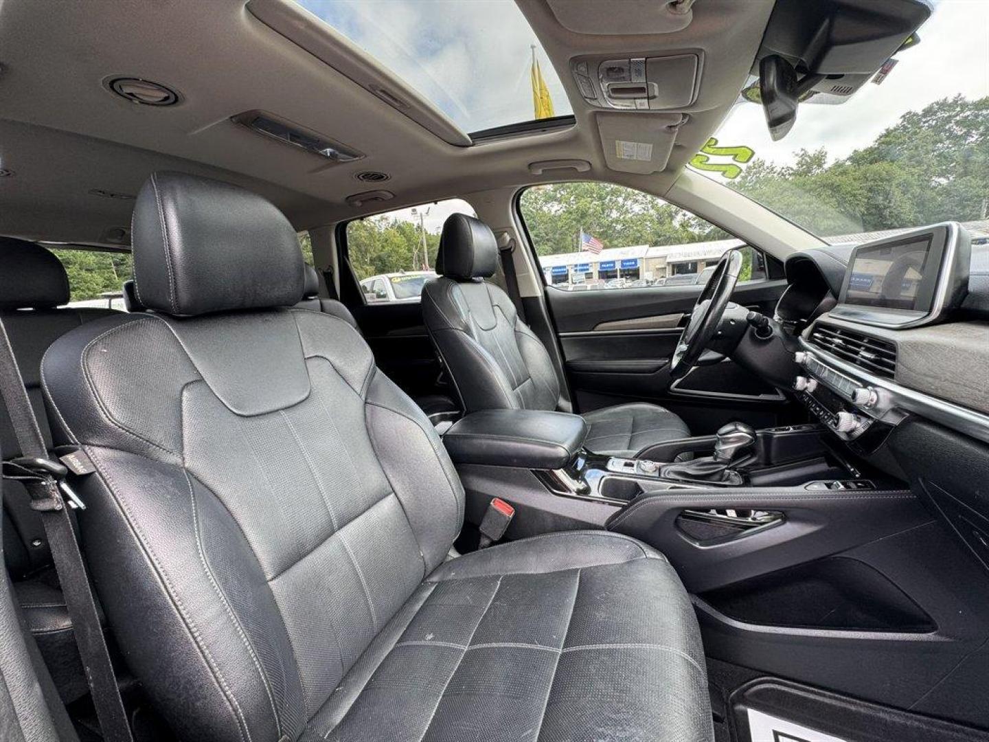 2022 Black /Black Kia Telluride (5XYP34HC6NG) with an 3.8l V6 DI Dohc 3.8l engine, Automatic transmission, located at 745 East Steele Rd., West Columbia, SC, 29170, (803) 755-9148, 33.927212, -81.148483 - Special Intrenet Price! 2022 Kia Telluride with AM/FM raido, Bluetooth, Backup camera, Navigation, Sunroof, Leather interior, 3rd row seating, Powered liftgate, Powered windows, Powered door locks, Plus more! - Photo#32