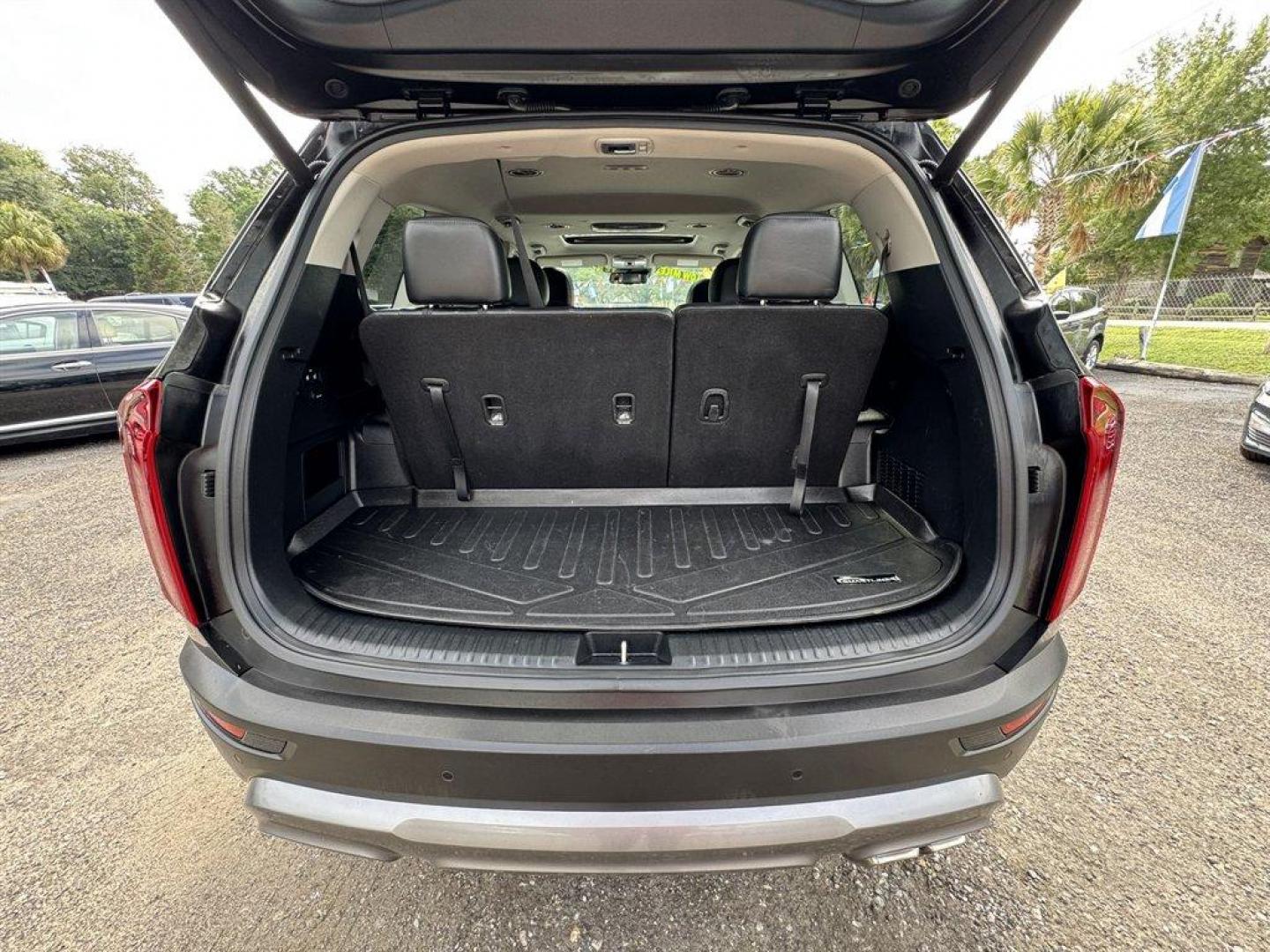 2022 Black /Black Kia Telluride (5XYP34HC6NG) with an 3.8l V6 DI Dohc 3.8l engine, Automatic transmission, located at 745 East Steele Rd., West Columbia, SC, 29170, (803) 755-9148, 33.927212, -81.148483 - Special Intrenet Price! 2022 Kia Telluride with AM/FM raido, Bluetooth, Backup camera, Navigation, Sunroof, Leather interior, 3rd row seating, Powered liftgate, Powered windows, Powered door locks, Plus more! - Photo#34