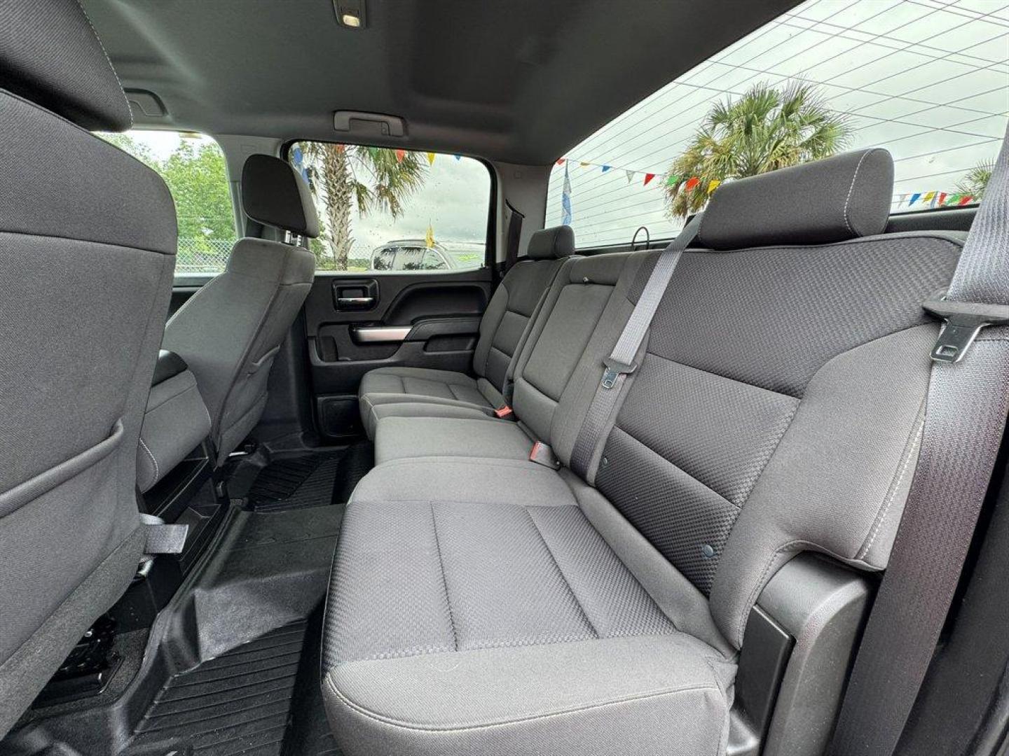 2018 White /Black Chevrolet Silverado 1500 (3GCPCRECXJG) with an 5.3l V8 DI VVT Flex 5.3l engine, Automatic transmission, located at 745 East Steele Rd., West Columbia, SC, 29170, (803) 755-9148, 33.927212, -81.148483 - Special Internet Price! 2018 Chevrolet Silverado 1500 with AM/FM radio, Bluetooth, Backup camera, Cruise control, Cloth interior, Powered driver seat, Powered windows, Keyless entry, Powered door locks, Plus more! - Photo#20