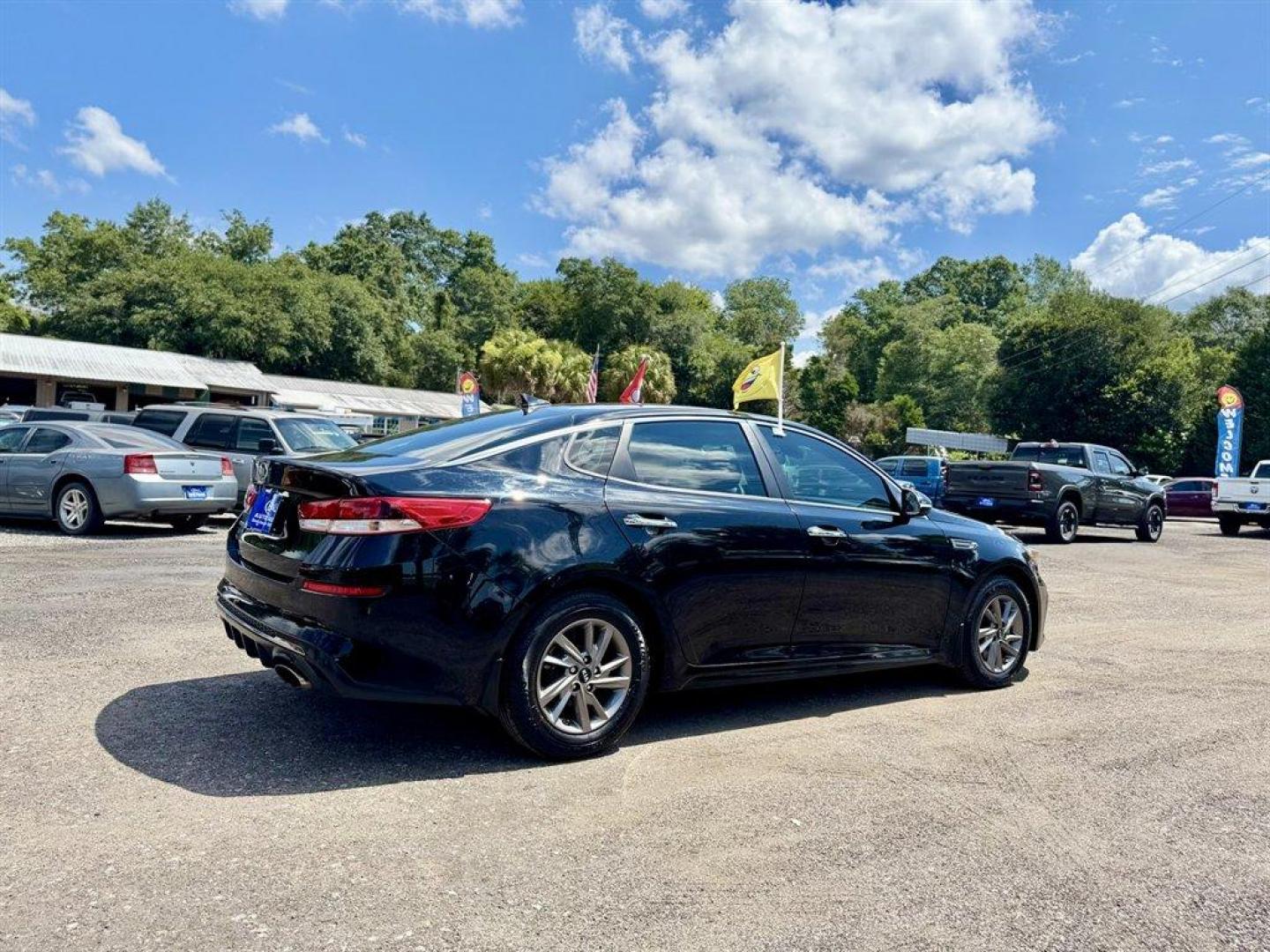 2020 Black /Black Kia Optima (5XXGT4L35LG) with an 2.4l I-4 DI Dohc 2.4l engine, Automatic transmission, located at 745 East Steele Rd., West Columbia, SC, 29170, (803) 755-9148, 33.927212, -81.148483 - Special Internet Price! 2020 Kia Optima with AM/FM radio, Bluetooth, Backup camera, Cruise control, Cloth interior, Powered windows, Powered door locks, Plus more! - Photo#3
