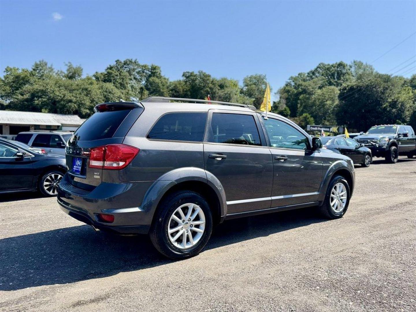 2014 Grey /Black Dodge Journey (3C4PDCBG7ET) with an 3.6l V6 MPI Dohc VVT Flex engine, Automatic transmission, located at 745 East Steele Rd., West Columbia, SC, 29170, (803) 755-9148, 33.927212, -81.148483 - Special Internet Price! 2014 Dodge Journey with AM/FM radio, Bluetooth, Cruise control, Push to start, Keyless entry, Cloth interior, Powered windows, Powered door locks, Plus more! - Photo#3