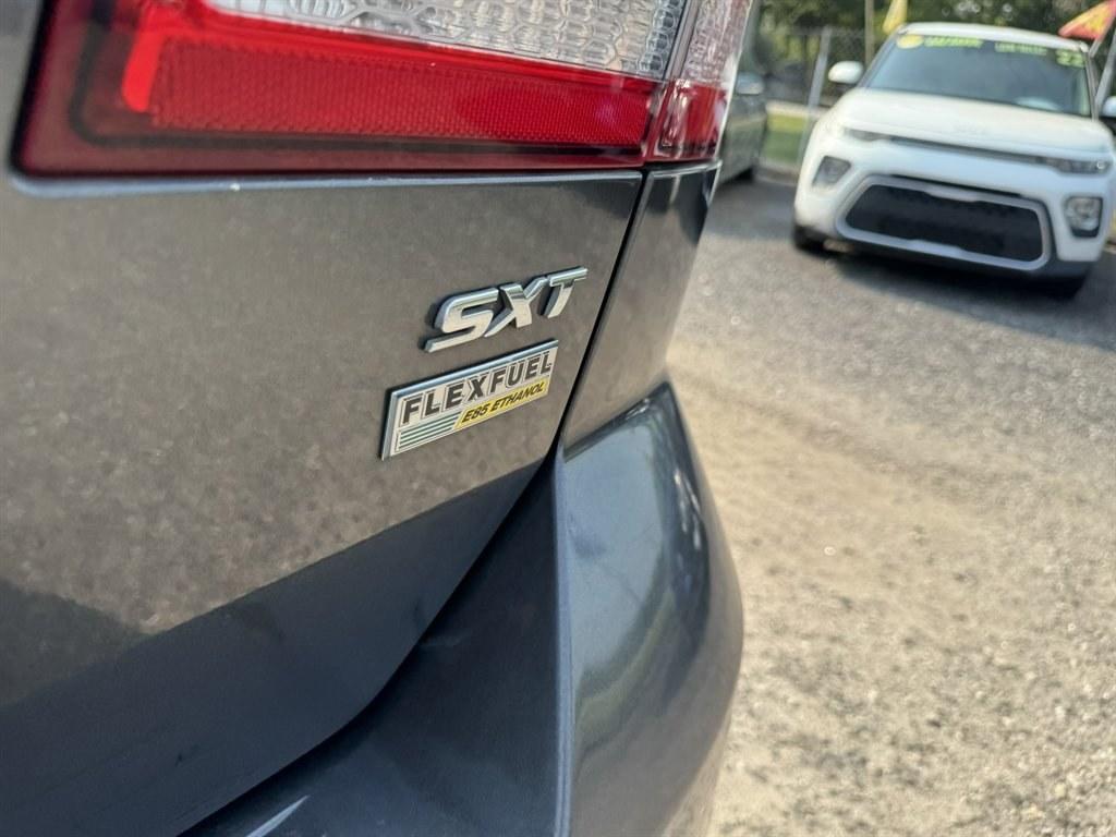 2014 Grey /Black Dodge Journey (3C4PDCBG7ET) with an 3.6l V6 MPI Dohc VVT Flex engine, Automatic transmission, located at 745 East Steele Rd., West Columbia, SC, 29170, (803) 755-9148, 33.927212, -81.148483- Photo#23