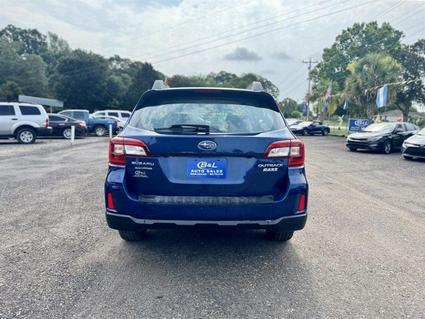 2017 Blue /Taupe Subaru Outback (4S4BSAAC2H3) with an 2.5l H-4 MPI Sohc 2.5l engine, Automatic transmission, located at 745 East Steele Rd., West Columbia, SC, 29170, (803) 755-9148, 33.927212, -81.148483 - Special Internet Price! 2017 Subaru Outback with AM/FM radio, Bluetooth, Backup camera, Cloth interior, Keyless entry, Powered door locks, Powered windows, Plus more! - Photo#4