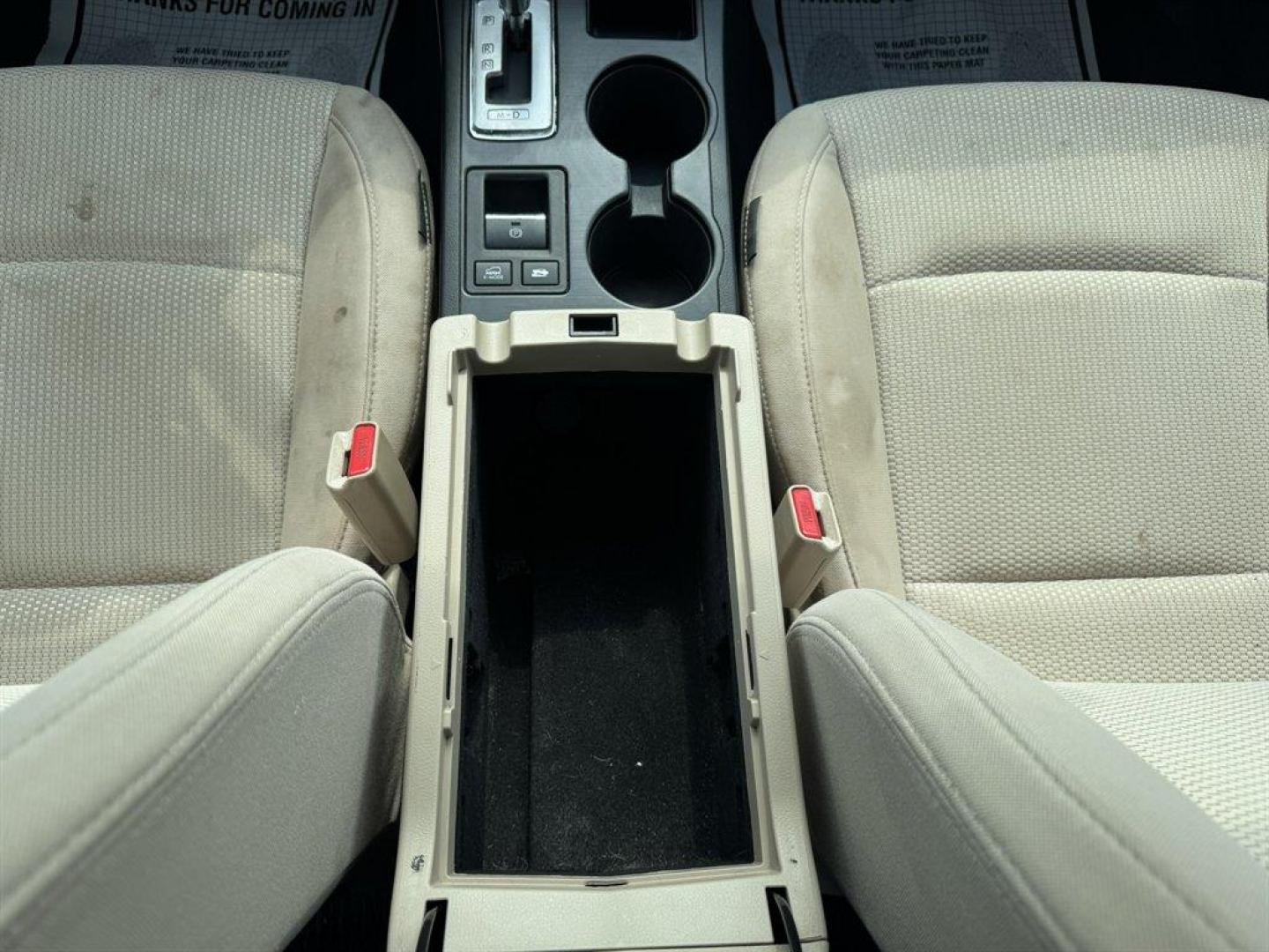 2017 Blue /Taupe Subaru Outback (4S4BSAAC2H3) with an 2.5l H-4 MPI Sohc 2.5l engine, Automatic transmission, located at 745 East Steele Rd., West Columbia, SC, 29170, (803) 755-9148, 33.927212, -81.148483 - Special Internet Price! 2017 Subaru Outback with AM/FM radio, Bluetooth, Backup camera, Cloth interior, Keyless entry, Powered door locks, Powered windows, Plus more! - Photo#16