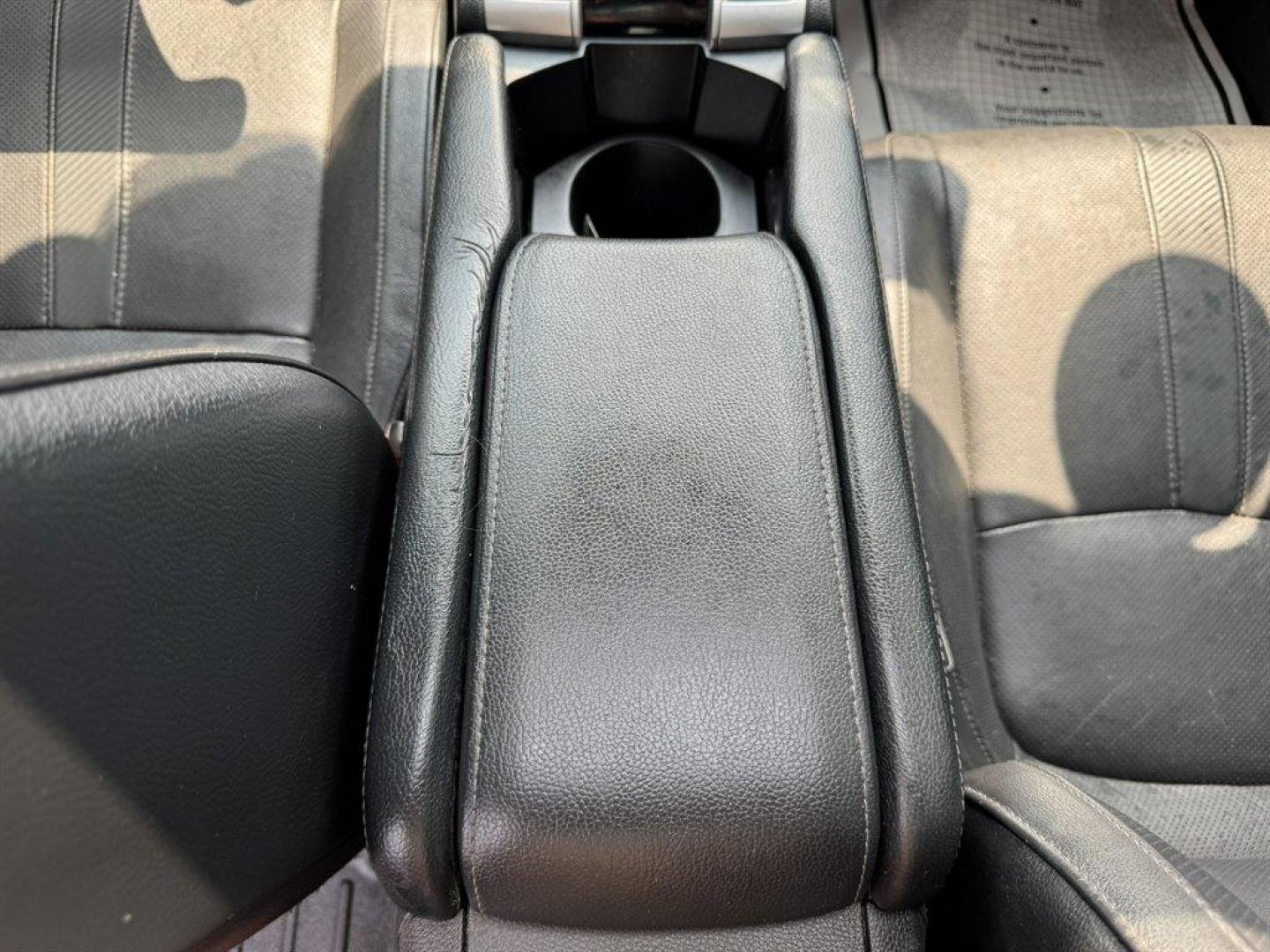 2017 Red /Black Honda Civic (2HGFC1F87HH) with an 1.5l I-4 DI Dohc T/C 1.5l engine, Automatic transmission, located at 745 East Steele Rd., West Columbia, SC, 29170, (803) 755-9148, 33.927212, -81.148483 - Special Internet Price! 2017 Honda Civic with AM/FM radio, Bluetooth, Backup camera, Cruise control, Sunroof, Push to start, Keyless entry, Leather interior, Powered driver seat, Powered windows, Powered door locks, Plus more! - Photo#15