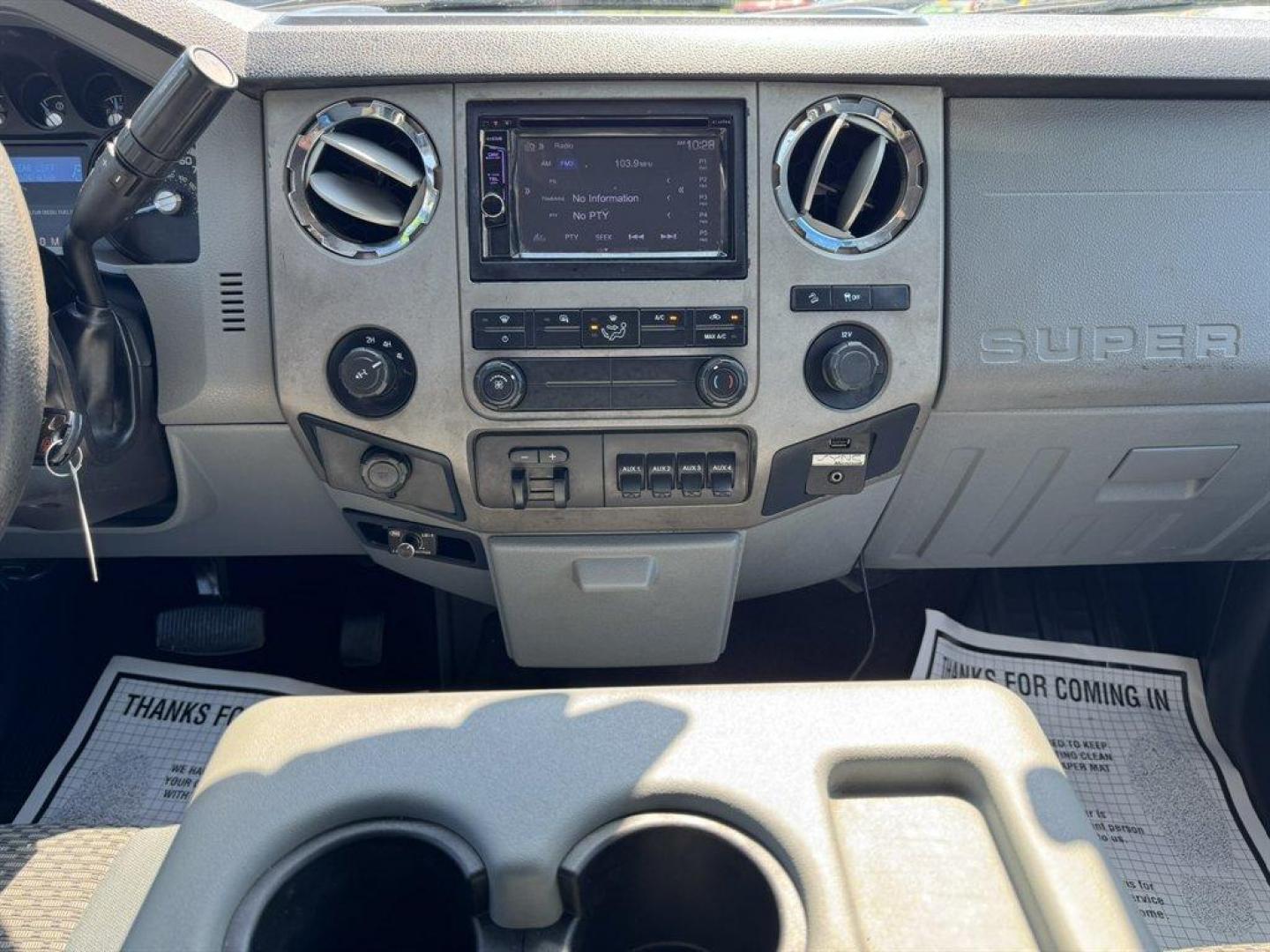 2012 White /Grey Ford F250sd (1FT7W2BT9CE) with an 6.7l V8 DI OHC Tdsl 6.7l engine, Automatic transmission, located at 745 East Steele Rd., West Columbia, SC, 29170, (803) 755-9148, 33.927212, -81.148483 - Special Internet Price! 2012 Ford F250SD - Photo#10