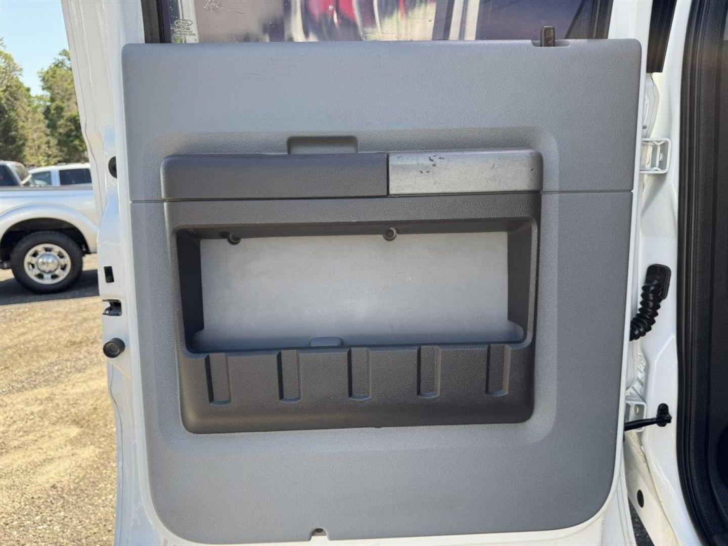 2012 White /Grey Ford F250sd (1FT7W2BT9CE) with an 6.7l V8 DI OHC Tdsl 6.7l engine, Automatic transmission, located at 745 East Steele Rd., West Columbia, SC, 29170, (803) 755-9148, 33.927212, -81.148483 - Special Internet Price! 2012 Ford F250SD - Photo#23