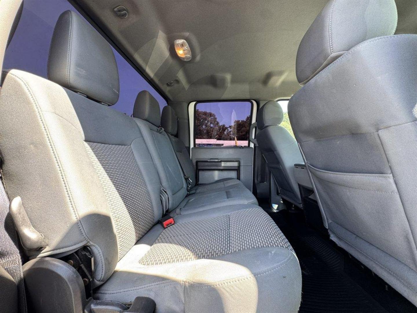 2012 White /Grey Ford F250sd (1FT7W2BT9CE) with an 6.7l V8 DI OHC Tdsl 6.7l engine, Automatic transmission, located at 745 East Steele Rd., West Columbia, SC, 29170, (803) 755-9148, 33.927212, -81.148483 - Special Internet Price! 2012 Ford F250SD - Photo#26