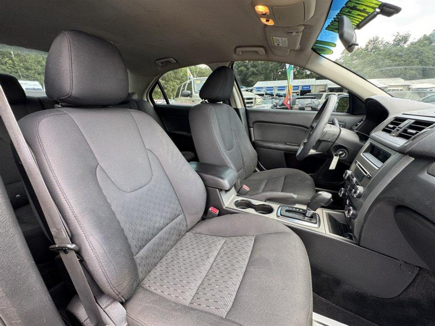 2010 Red /Black Ford Fusion (3FAHP0HAXAR) with an 2.5l I-4 Smpi Dohc 2.5l engine, Automatic transmission, located at 745 East Steele Rd., West Columbia, SC, 29170, (803) 755-9148, 33.927212, -81.148483 - Special Internet Price! 2010 Ford Fusion with AM/FM radio, Cruise control, Cloth interior, Powered windows, Powered door locks, Plus more! - Photo#25