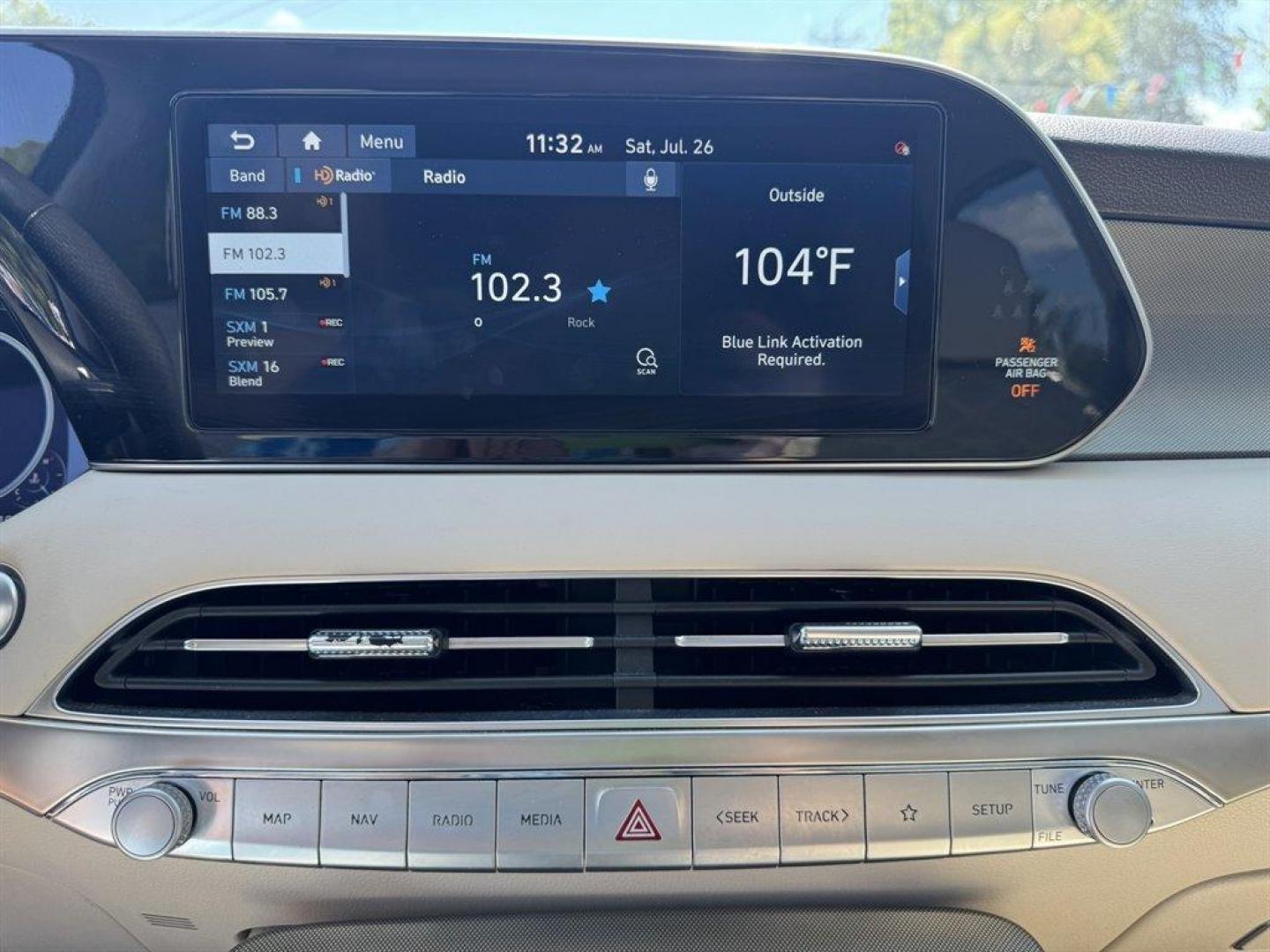 2021 White /Taupe Hyundai Palisade (KM8R7DHE0MU) with an 3.8l V6 DI Dohc Cvvt 3.8l engine, Automatic transmission, located at 745 East Steele Rd., West Columbia, SC, 29170, (803) 755-9148, 33.927212, -81.148483 - Special Internet Price! 2021 Hyundai Palisade with AM/FM radio, Bluetooth, Backup camera, Navigation, Sunroof, 3rd row seating, Leather interior, Heating and cooling seats, Push to start, Keyless entry, Powered windows, Powered door locks, Plus more! - Photo#15