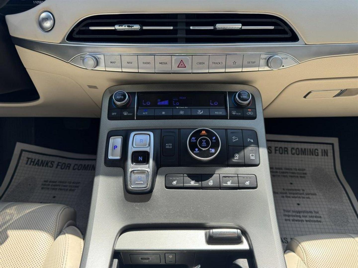 2021 White /Taupe Hyundai Palisade (KM8R7DHE0MU) with an 3.8l V6 DI Dohc Cvvt 3.8l engine, Automatic transmission, located at 745 East Steele Rd., West Columbia, SC, 29170, (803) 755-9148, 33.927212, -81.148483 - Special Internet Price! 2021 Hyundai Palisade with AM/FM radio, Bluetooth, Backup camera, Navigation, Sunroof, 3rd row seating, Leather interior, Heating and cooling seats, Push to start, Keyless entry, Powered windows, Powered door locks, Plus more! - Photo#18