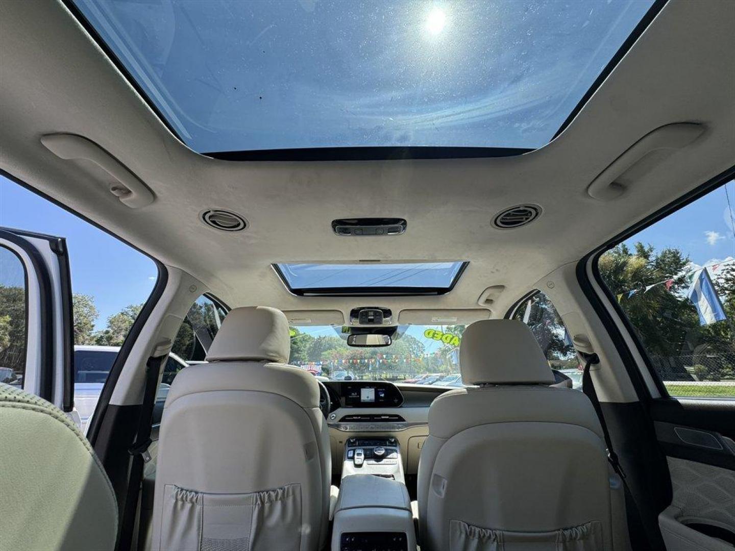 2021 White /Taupe Hyundai Palisade (KM8R7DHE0MU) with an 3.8l V6 DI Dohc Cvvt 3.8l engine, Automatic transmission, located at 745 East Steele Rd., West Columbia, SC, 29170, (803) 755-9148, 33.927212, -81.148483 - Special Internet Price! 2021 Hyundai Palisade with AM/FM radio, Bluetooth, Backup camera, Navigation, Sunroof, 3rd row seating, Leather interior, Heating and cooling seats, Push to start, Keyless entry, Powered windows, Powered door locks, Plus more! - Photo#23