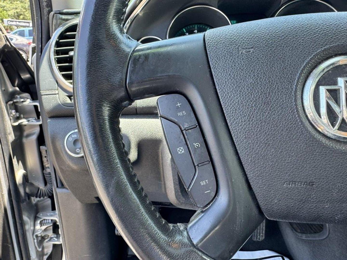 2013 Silver /Black Buick Enclave (5GAKRCKD3DJ) with an 3.6l V6 DI Dohc 3.6l engine, Automatic transmission, located at 745 East Steele Rd., West Columbia, SC, 29170, (803) 755-9148, 33.927212, -81.148483 - Special Internet Price! 2013 Buick Enclave with AM/FM radio, Backup camera, Cruise control, Keyless entry, Sunroof, Leather interior, Powered front seats, 3rd row seating, Powered liftgate, Powered windows, Powered door locks, Plus more! - Photo#8