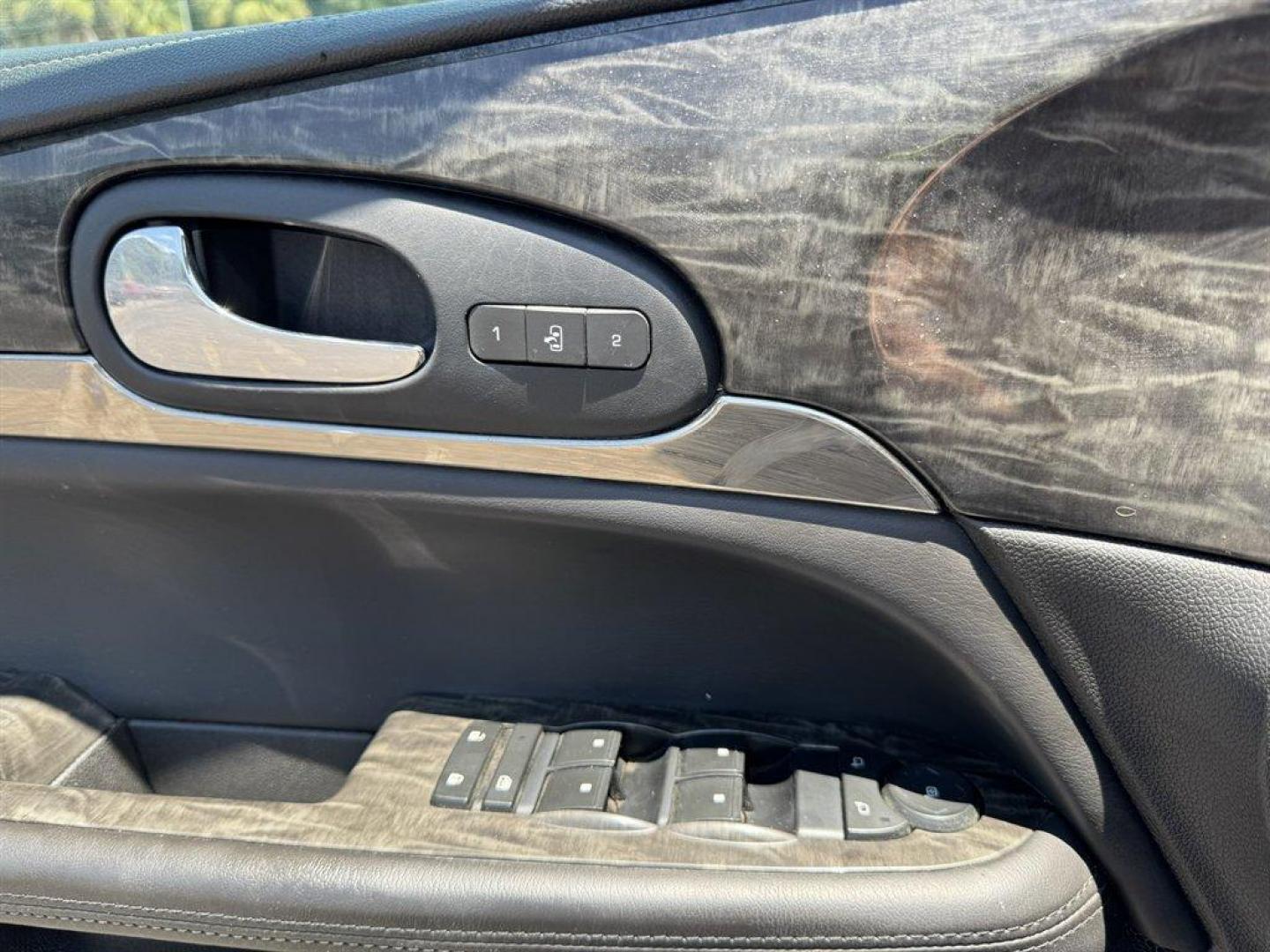 2013 Silver /Black Buick Enclave (5GAKRCKD3DJ) with an 3.6l V6 DI Dohc 3.6l engine, Automatic transmission, located at 745 East Steele Rd., West Columbia, SC, 29170, (803) 755-9148, 33.927212, -81.148483 - Special Internet Price! 2013 Buick Enclave with AM/FM radio, Backup camera, Cruise control, Keyless entry, Sunroof, Leather interior, Powered front seats, 3rd row seating, Powered liftgate, Powered windows, Powered door locks, Plus more! - Photo#18