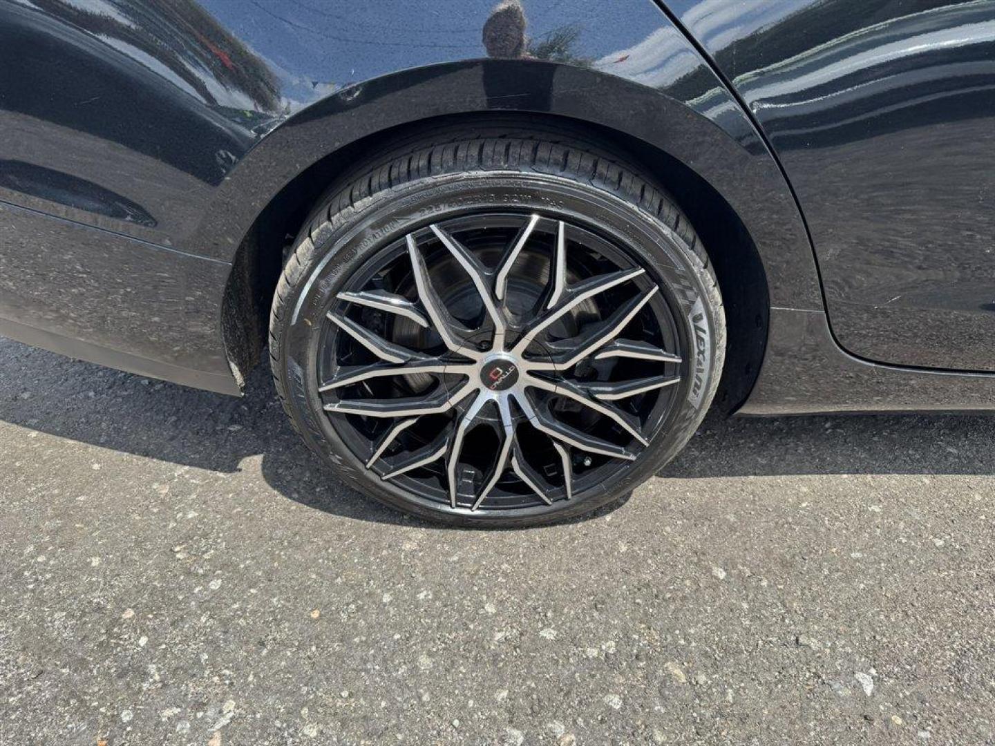 2017 Black /Black Cadillac ATS (1G6AA5RX4H0) with an 2.0l I-4 DI Dohc T/C 2.0l engine, Automatic transmission, located at 745 East Steele Rd., West Columbia, SC, 29170, (803) 755-9148, 33.927212, -81.148483 - Special Internet Price! 2017 Cadillac ATS with AM/FM radio, Bluetooth, Backup camera, Sunroof, Keyless entry, Push to start, Leather interior, Powered front seats, Powered windows, Powered door locks, Plus more! - Photo#30