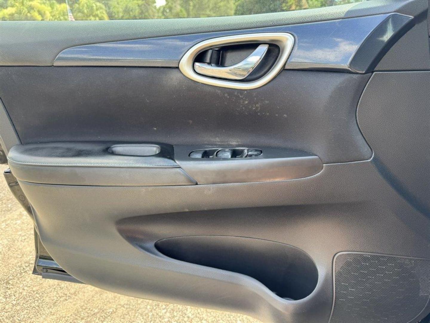 2019 Black /Black Nissan Sentra (3N1AB7AP1KY) with an 1.8l I-4 Smpi Dohc 1.8l engine, Automatic transmission, located at 745 East Steele Rd., West Columbia, SC, 29170, (803) 755-9148, 33.927212, -81.148483 - Special Internet Price! 2019 Nissan Sentra with AM/FM radio, Backup camera, Cruise control, Cloth interior, Heated seats, Push to start, Keyless entry, Powered windows, Powered door locks, Plus more! - Photo#17