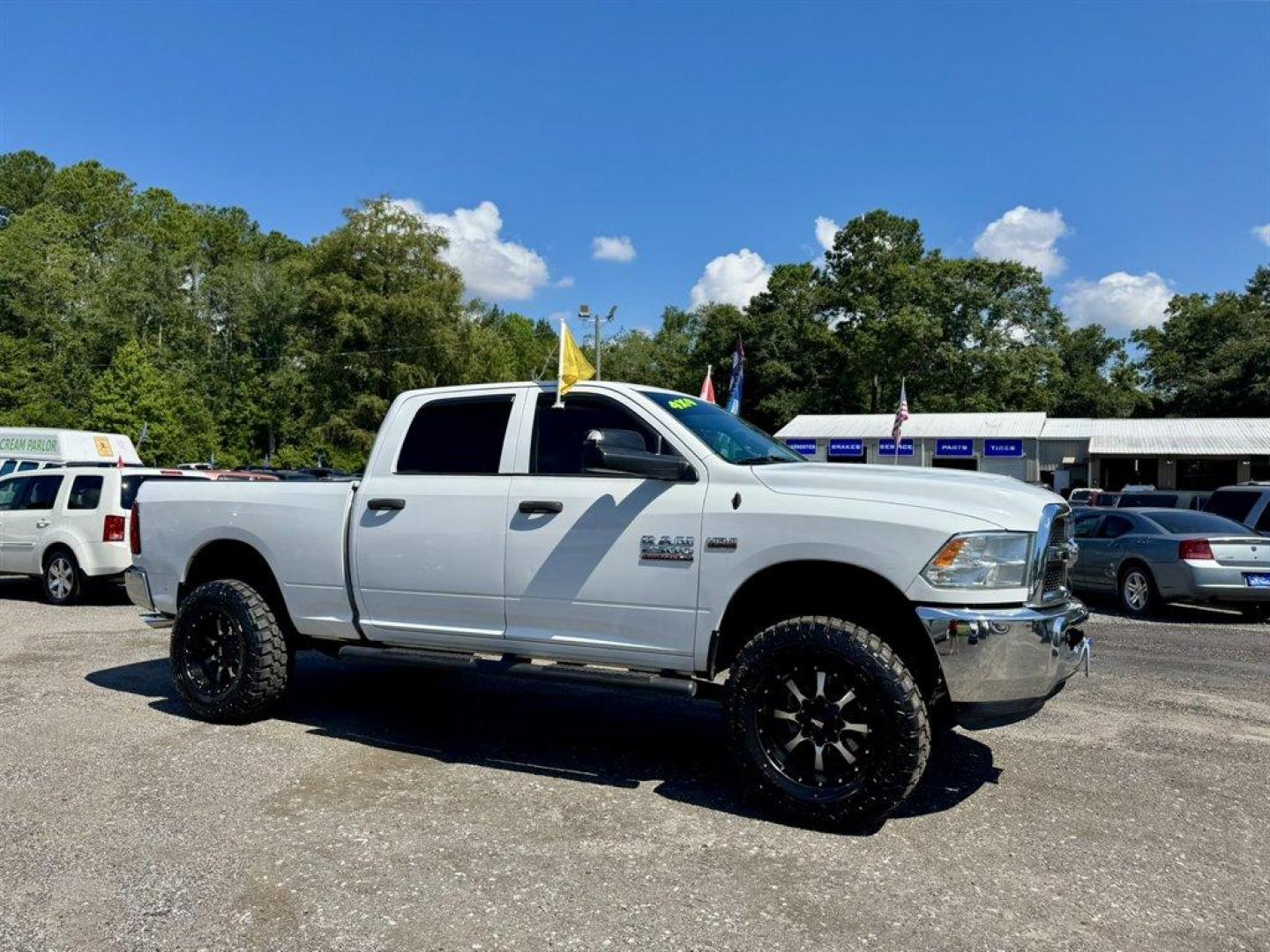 2016 White /Black Ram 2500 (3C6UR5CJ6GG) with an 6.4l V8 Smpi OHC 6.4l engine, Automatic transmission, located at 745 East Steele Rd., West Columbia, SC, 29170, (803) 755-9148, 33.927212, -81.148483 - Special Internet Price! 2016 Ram 2500 with AM/FM radio, 4X4, Cruise control, Leather interior, Seats 6, Keyless entry, Powered windows, Powered door locks, Plus more! - Photo#2