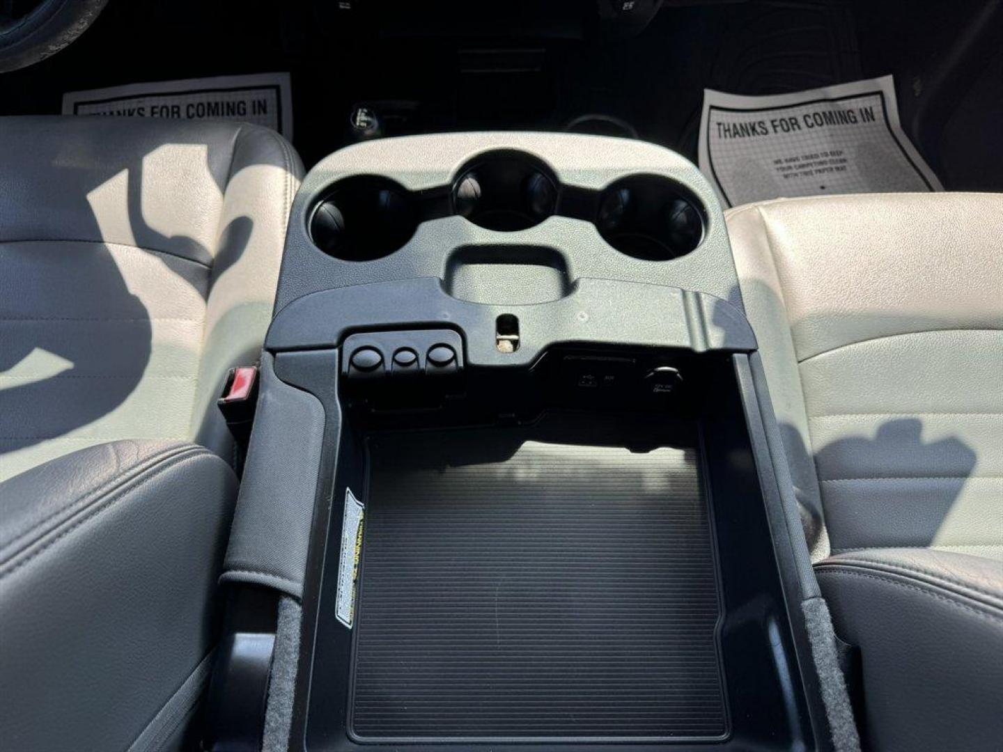 2016 White /Black Ram 2500 (3C6UR5CJ6GG) with an 6.4l V8 Smpi OHC 6.4l engine, Automatic transmission, located at 745 East Steele Rd., West Columbia, SC, 29170, (803) 755-9148, 33.927212, -81.148483 - Special Internet Price! 2016 Ram 2500 with AM/FM radio, 4X4, Cruise control, Leather interior, Seats 6, Keyless entry, Powered windows, Powered door locks, Plus more! - Photo#16