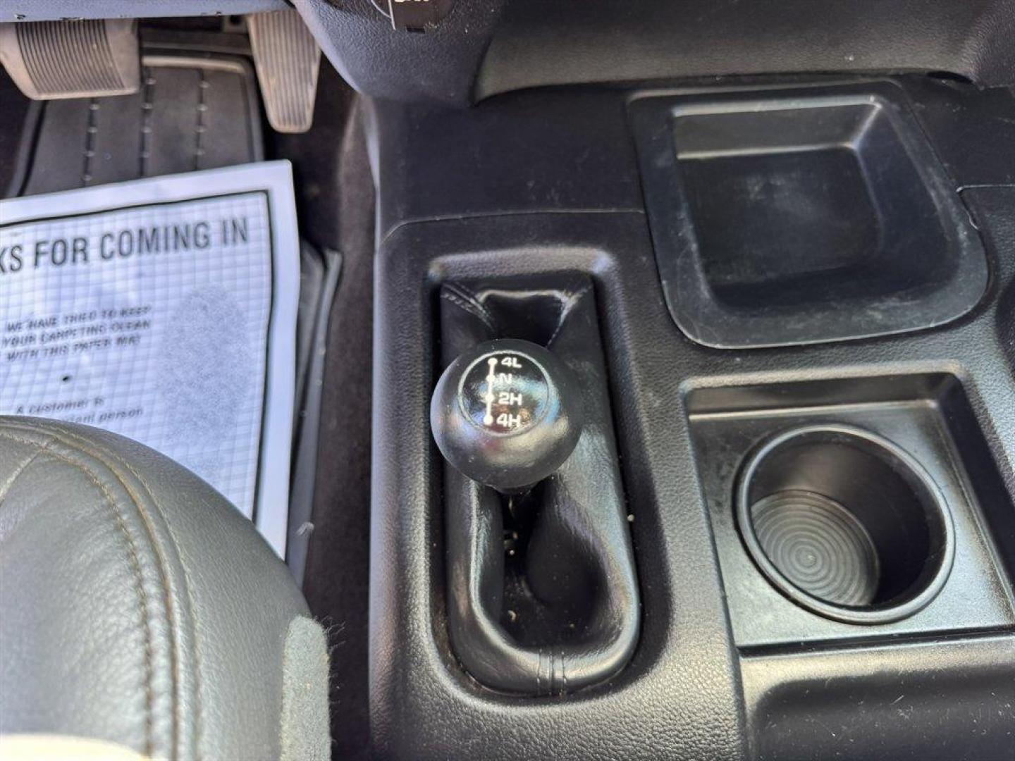 2016 White /Black Ram 2500 (3C6UR5CJ6GG) with an 6.4l V8 Smpi OHC 6.4l engine, Automatic transmission, located at 745 East Steele Rd., West Columbia, SC, 29170, (803) 755-9148, 33.927212, -81.148483 - Special Internet Price! 2016 Ram 2500 with AM/FM radio, 4X4, Cruise control, Leather interior, Seats 6, Keyless entry, Powered windows, Powered door locks, Plus more! - Photo#17