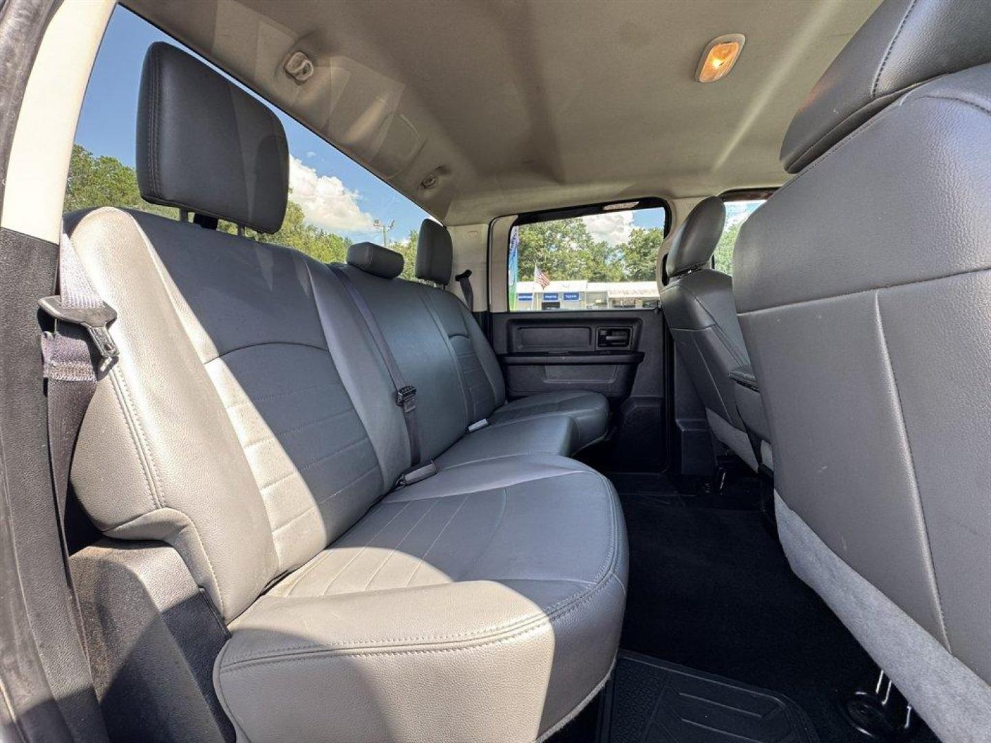 2016 White /Black Ram 2500 (3C6UR5CJ6GG) with an 6.4l V8 Smpi OHC 6.4l engine, Automatic transmission, located at 745 East Steele Rd., West Columbia, SC, 29170, (803) 755-9148, 33.927212, -81.148483 - Special Internet Price! 2016 Ram 2500 with AM/FM radio, 4X4, Cruise control, Leather interior, Seats 6, Keyless entry, Powered windows, Powered door locks, Plus more! - Photo#25