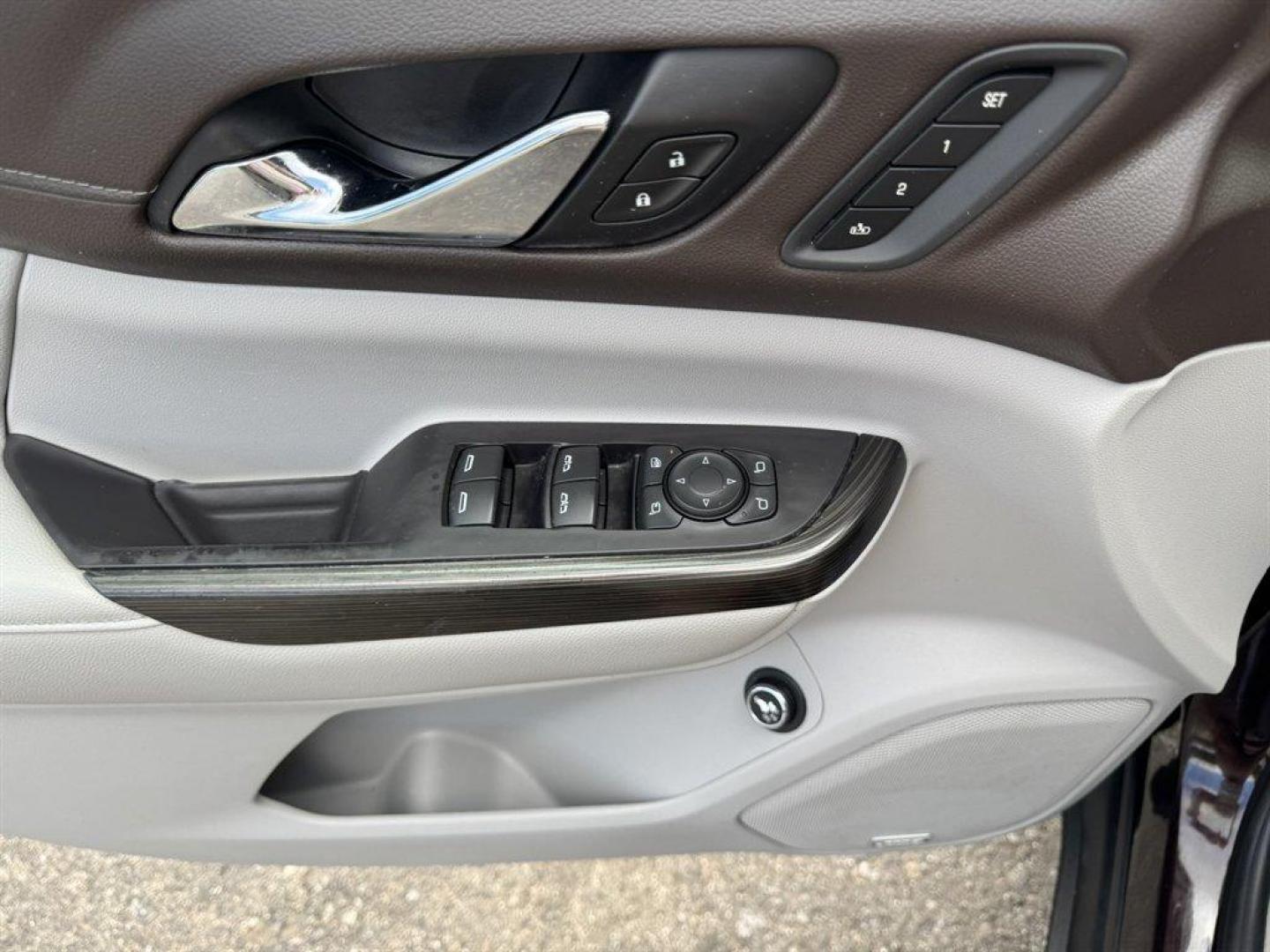 2020 Purple /Grey GMC Acadia (1GKKNMLS6LZ) with an 3.6l V6 DI Dohc 3.6l engine, Automatic transmission, located at 745 East Steele Rd., West Columbia, SC, 29170, (803) 755-9148, 33.927212, -81.148483 - Special Internet Price! 2020 GMC Acadia - Photo#21