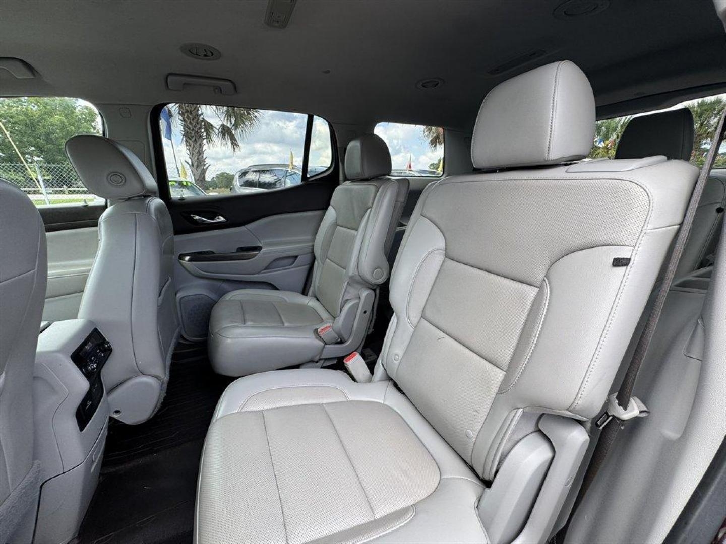 2020 Purple /Grey GMC Acadia (1GKKNMLS6LZ) with an 3.6l V6 DI Dohc 3.6l engine, Automatic transmission, located at 745 East Steele Rd., West Columbia, SC, 29170, (803) 755-9148, 33.927212, -81.148483 - Special Internet Price! 2020 GMC Acadia - Photo#25