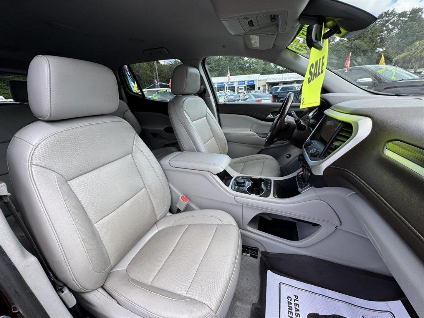 2020 Purple /Grey GMC Acadia (1GKKNMLS6LZ) with an 3.6l V6 DI Dohc 3.6l engine, Automatic transmission, located at 745 East Steele Rd., West Columbia, SC, 29170, (803) 755-9148, 33.927212, -81.148483 - Special Internet Price! 2020 GMC Acadia - Photo#31