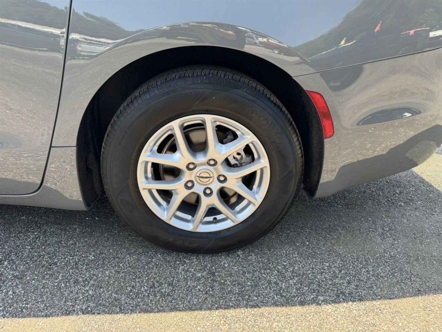 2022 Grey /Black Chrysler Pacifica (2C4RC1BG9NR) with an 3.6l V6 MPI Dohc 3.6l engine, Automatic transmission, located at 745 East Steele Rd., West Columbia, SC, 29170, (803) 755-9148, 33.927212, -81.148483 - Special Internet Price! 2022 Chrysler Pacifica with AM/FM radio, Satilite radio, Backup camera, Keyless entry, Push to start, Cruise control, 3rd row seating, Leather interior, Powered driver seat, Powered liftgate, Powered windows, Powered door locks, Plus more! - Photo#32