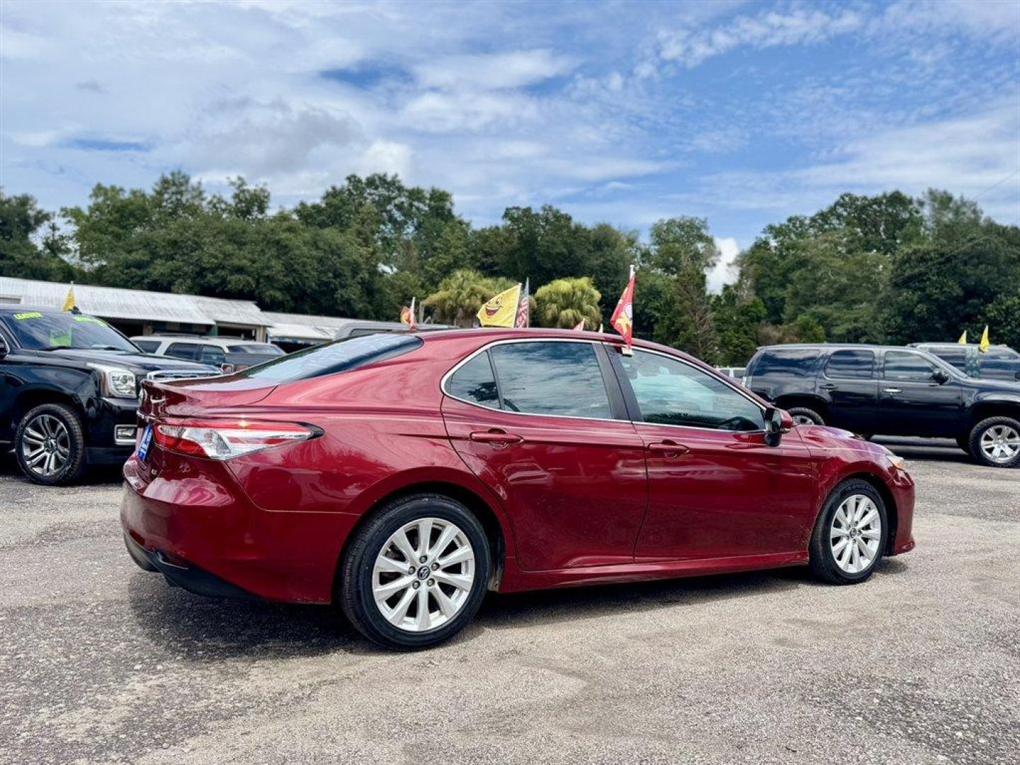 2018 Red /Tan Toyota Camry (4T1B11HK2JU) with an 2.5l I-4 DI Dohc 2.5l engine, Automatic transmission, located at 745 East Steele Rd., West Columbia, SC, 29170, (803) 755-9148, 33.927212, -81.148483 - Special Internet Price! 2018 Toyota Camry with AM/FM radio, Bluetooth, Backup camera, Cruise control, Cloth interior, Push to start, Keyless entry, Powered windows, Powered door locks, Plus more! - Photo#3