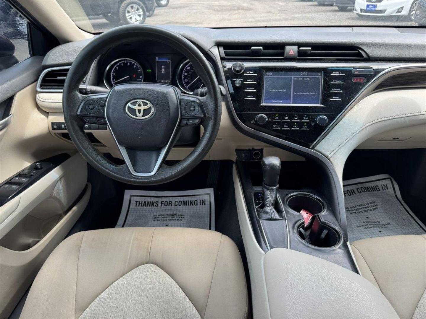 2018 Red /Tan Toyota Camry (4T1B11HK2JU) with an 2.5l I-4 DI Dohc 2.5l engine, Automatic transmission, located at 745 East Steele Rd., West Columbia, SC, 29170, (803) 755-9148, 33.927212, -81.148483 - Special Internet Price! 2018 Toyota Camry with AM/FM radio, Bluetooth, Backup camera, Cruise control, Cloth interior, Push to start, Keyless entry, Powered windows, Powered door locks, Plus more! - Photo#6