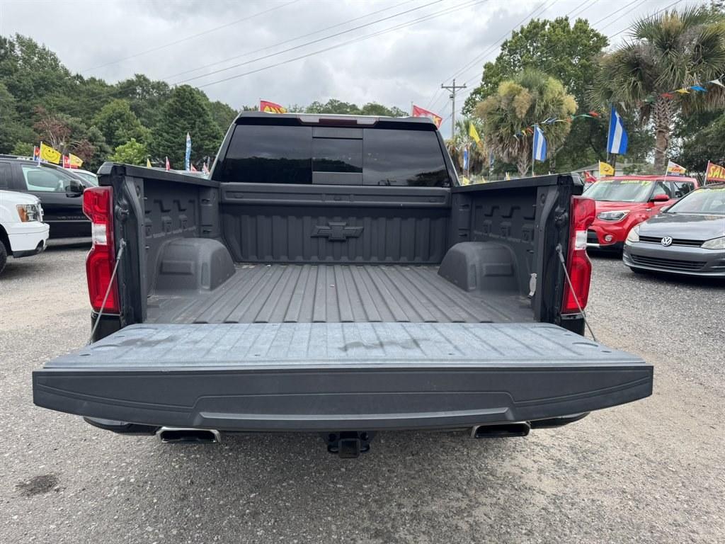 2020 Black /Black Chevrolet Silverado 1500 (3GCUYEED3LG) with an 5.3l V8 DI DYN Fuel Mgmt engine, Automatic transmission, located at 745 East Steele Rd., West Columbia, SC, 29170, (803) 755-9148, 33.927212, -81.148483- Photo#30