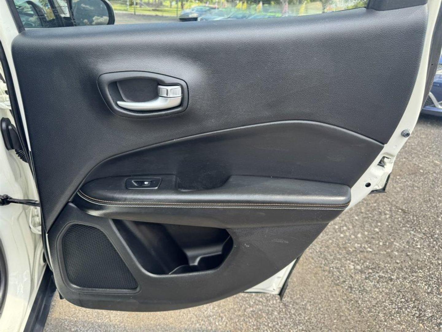 2017 White /Black Jeep ALL NEW Compass (3C4NJDBB2HT) with an 2.4l I-4 SFI Dohc 2.4l engine, Automatic transmission, located at 745 East Steele Rd., West Columbia, SC, 29170, (803) 755-9148, 33.927212, -81.148483 - Special Internet Price! 2017 Jeep All New Compass with AM/ FM radio, Bluetooth, Backup camera, 4x4, Leather interior, Keyless entry, Powered driver seat, Powered windows, Powered door locks, Plus more! - Photo#25