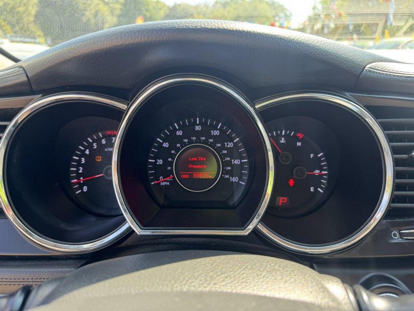 2011 Black /Grey Kia Optima (KNAGN4A70B5) with an 2.4l I-4 DI Dohc 2.4l engine, Automatic transmission, located at 745 East Steele Rd., West Columbia, SC, 29170, (803) 755-9148, 33.927212, -81.148483 - Special Internet Price! 2011 Kia Optima - Photo#10