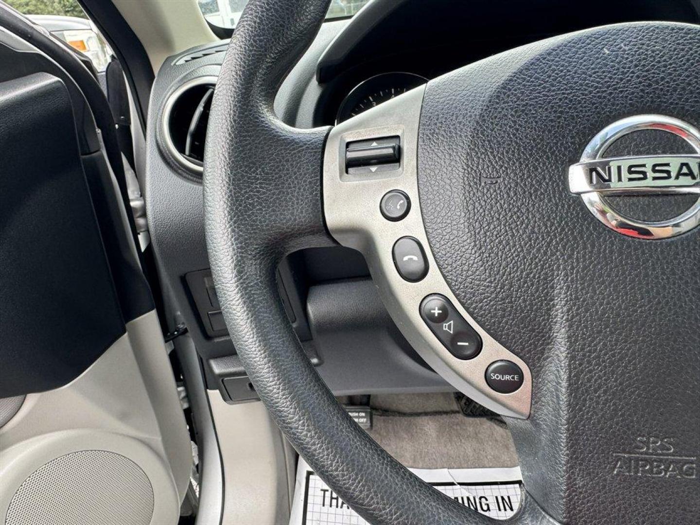 2011 Silver /Grey Nissan Rogue (JN8AS5MT7BW) with an 2.5l I-4 MPI Dohc 2.5l engine, Automatic transmission, located at 745 East Steele Rd., West Columbia, SC, 29170, (803) 755-9148, 33.927212, -81.148483 - Special Internet Price! 2011 Nissan Rogue with AM/FM radio, Backup camera, Navigation, Cruise control, Keyless entry, Cloth interior, Powered windows, Powered door locks, Plus more! - Photo#7