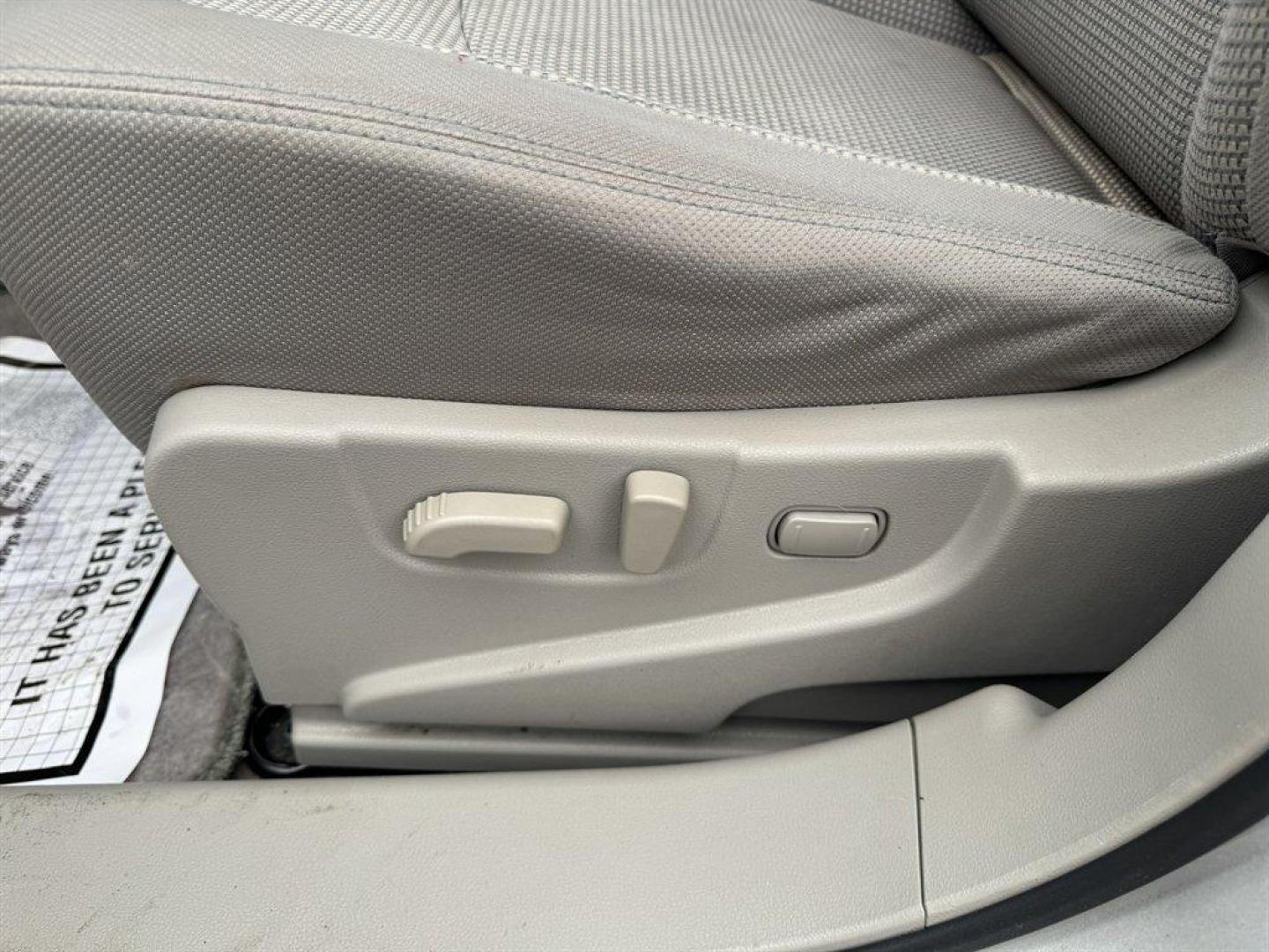 2011 Silver /Grey Nissan Rogue (JN8AS5MT7BW) with an 2.5l I-4 MPI Dohc 2.5l engine, Automatic transmission, located at 745 East Steele Rd., West Columbia, SC, 29170, (803) 755-9148, 33.927212, -81.148483 - Special Internet Price! 2011 Nissan Rogue with AM/FM radio, Backup camera, Navigation, Cruise control, Keyless entry, Cloth interior, Powered windows, Powered door locks, Plus more! - Photo#18