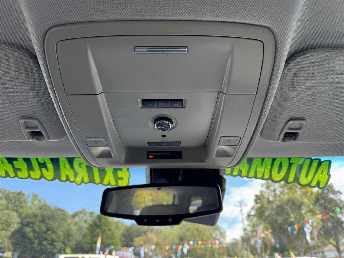 2015 Black /Black Chevrolet Tahoe (1GNSKBKC3FR) with an 5.3l V8 DI VVT Flex 5.3l engine, Automatic transmission, located at 745 East Steele Rd., West Columbia, SC, 29170, (803) 755-9148, 33.927212, -81.148483 - Special Internet Price! 2015 Chevrolet Tahoe - Photo#15