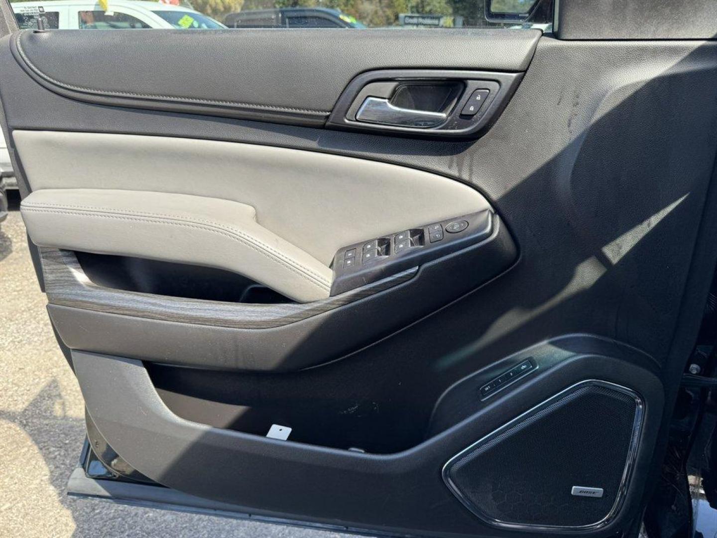 2015 Black /Black Chevrolet Tahoe (1GNSKBKC3FR) with an 5.3l V8 DI VVT Flex 5.3l engine, Automatic transmission, located at 745 East Steele Rd., West Columbia, SC, 29170, (803) 755-9148, 33.927212, -81.148483 - Special Internet Price! 2015 Chevrolet Tahoe - Photo#17